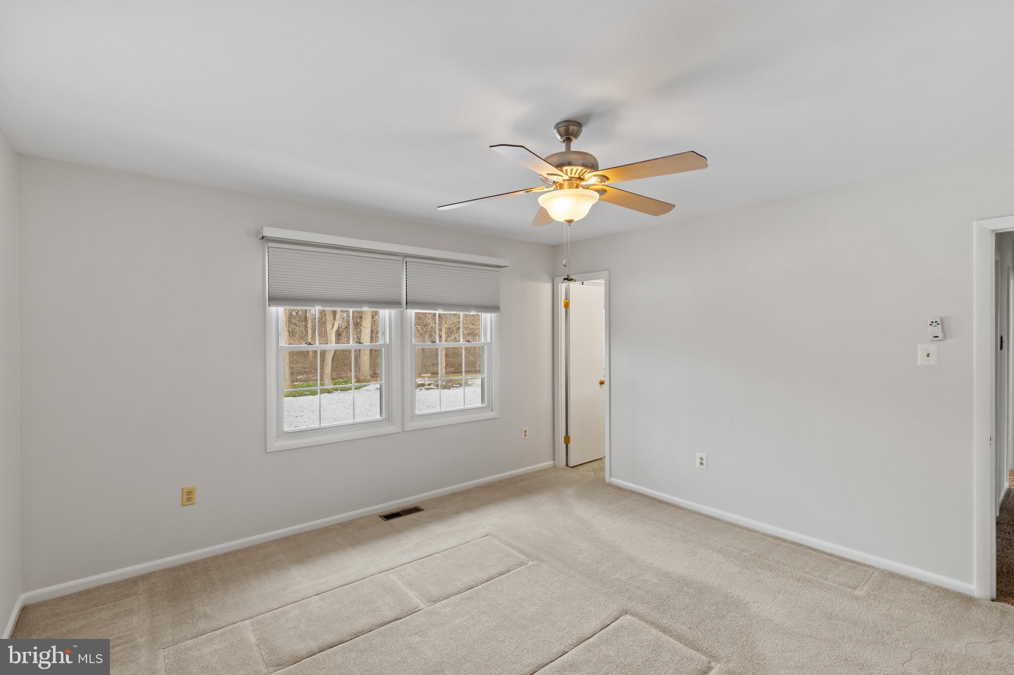 FOUR SEASONS ESTATES - Residential