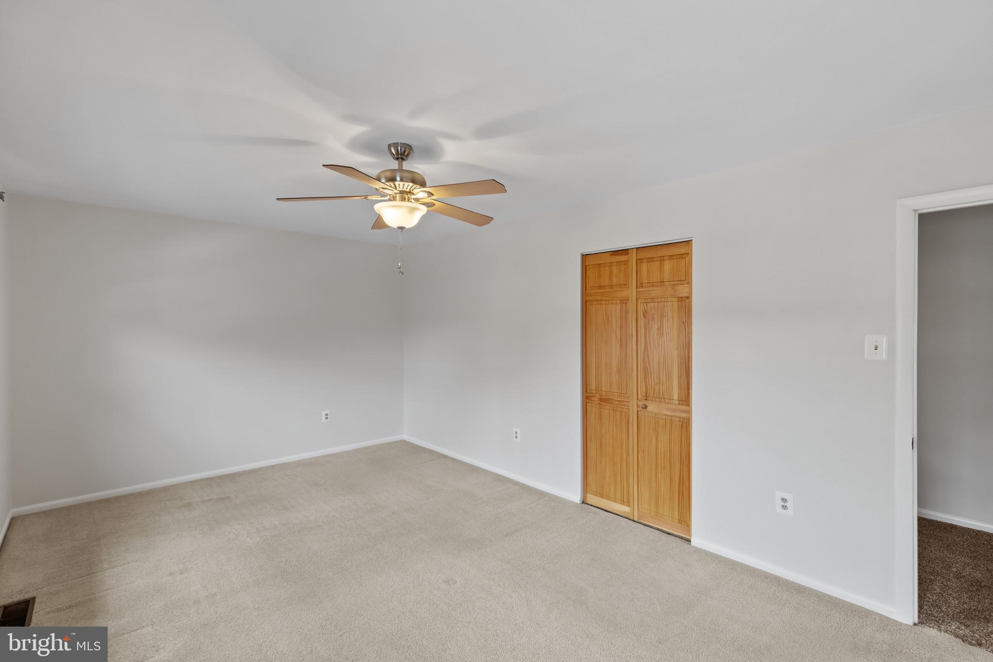 FOUR SEASONS ESTATES - Residential