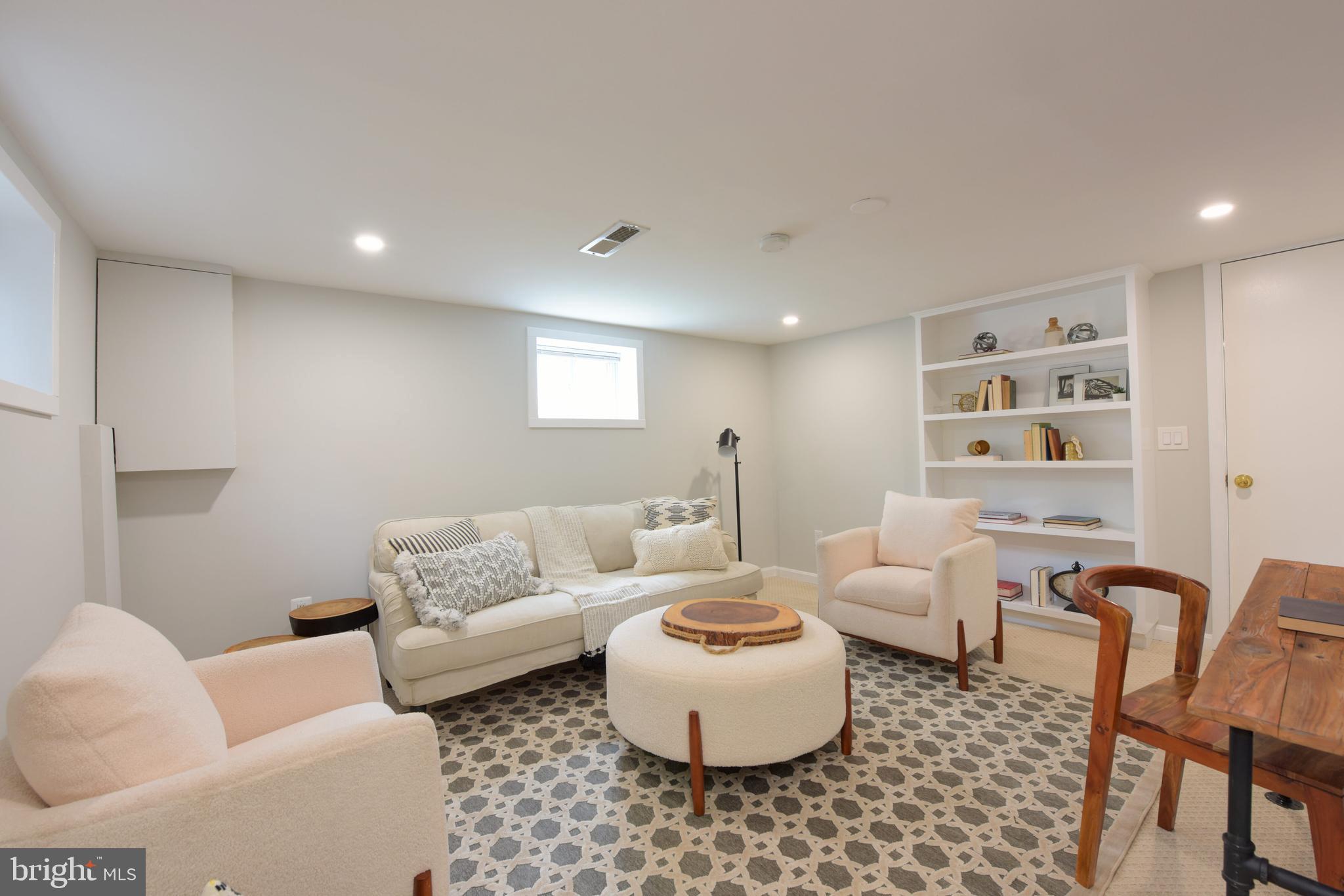 DEL RAY - Residential