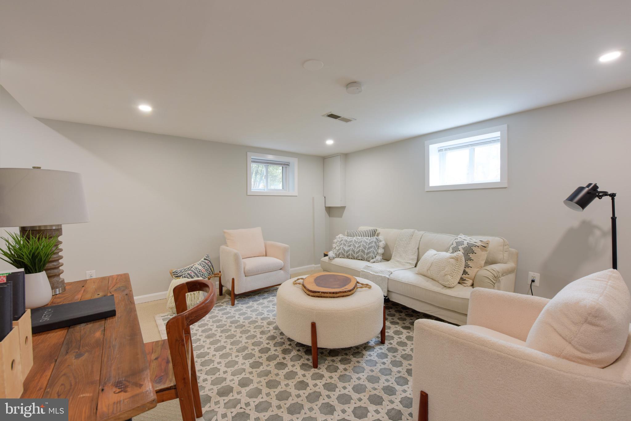 DEL RAY - Residential