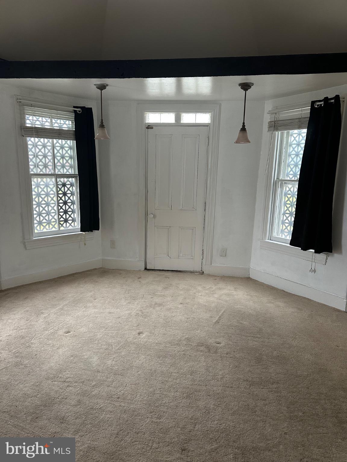 1359 MAIN APT D4