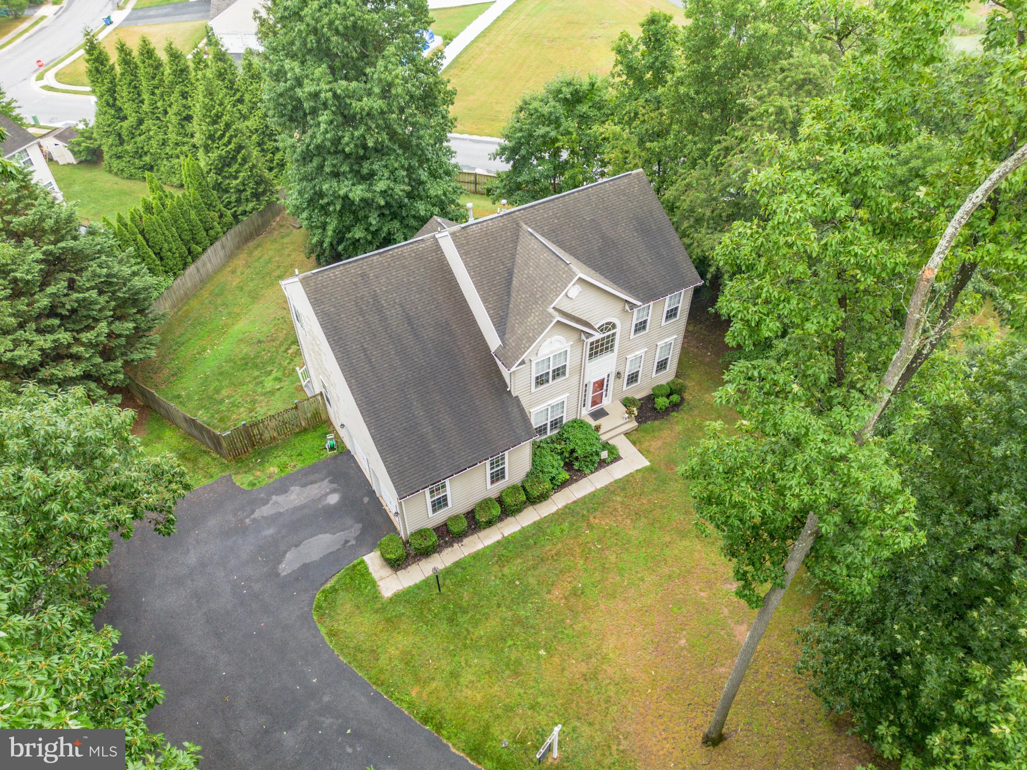 2805 RIDGELEIGH COURT