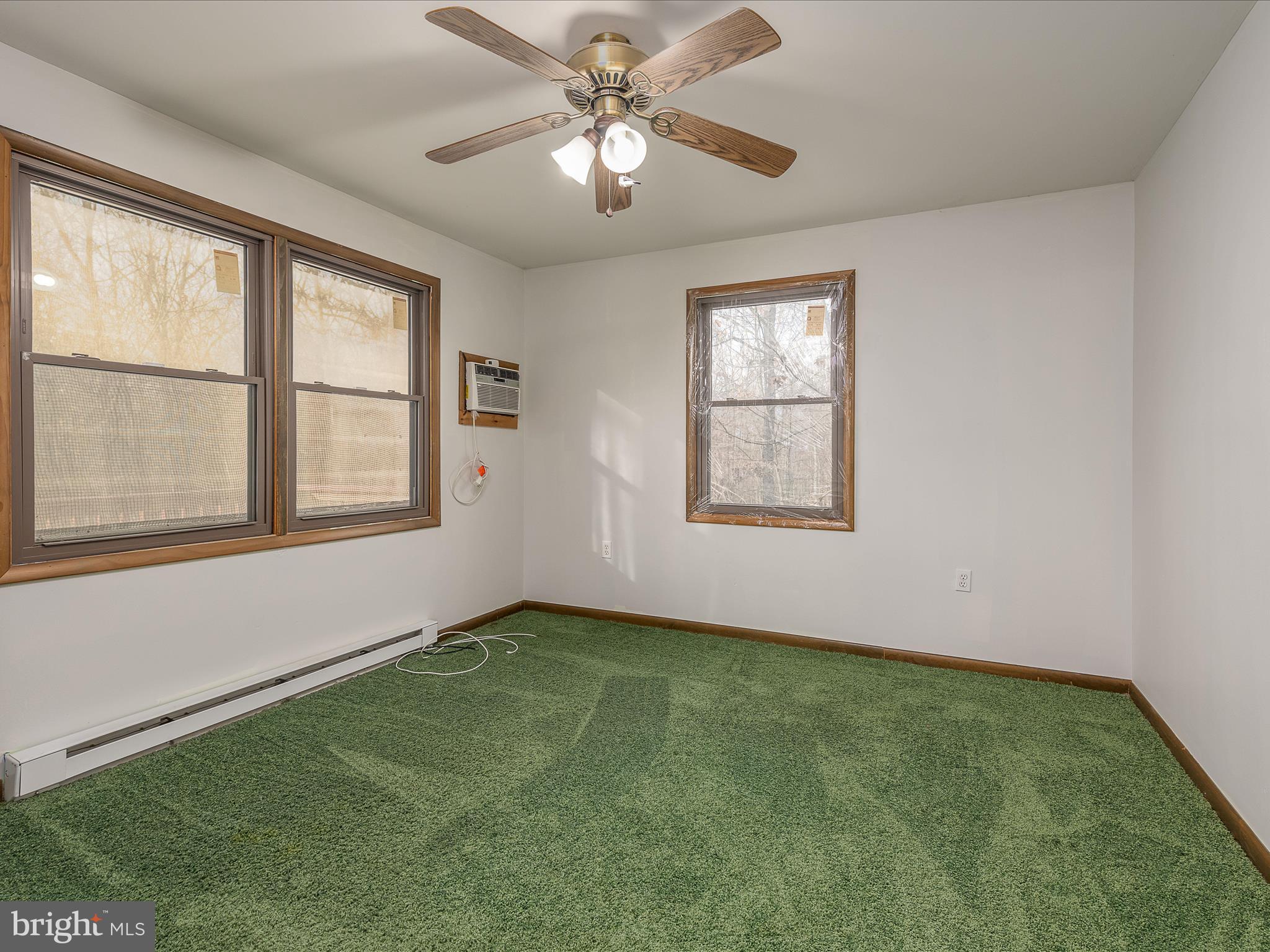 SLEEPY CREEK FOREST - Residential