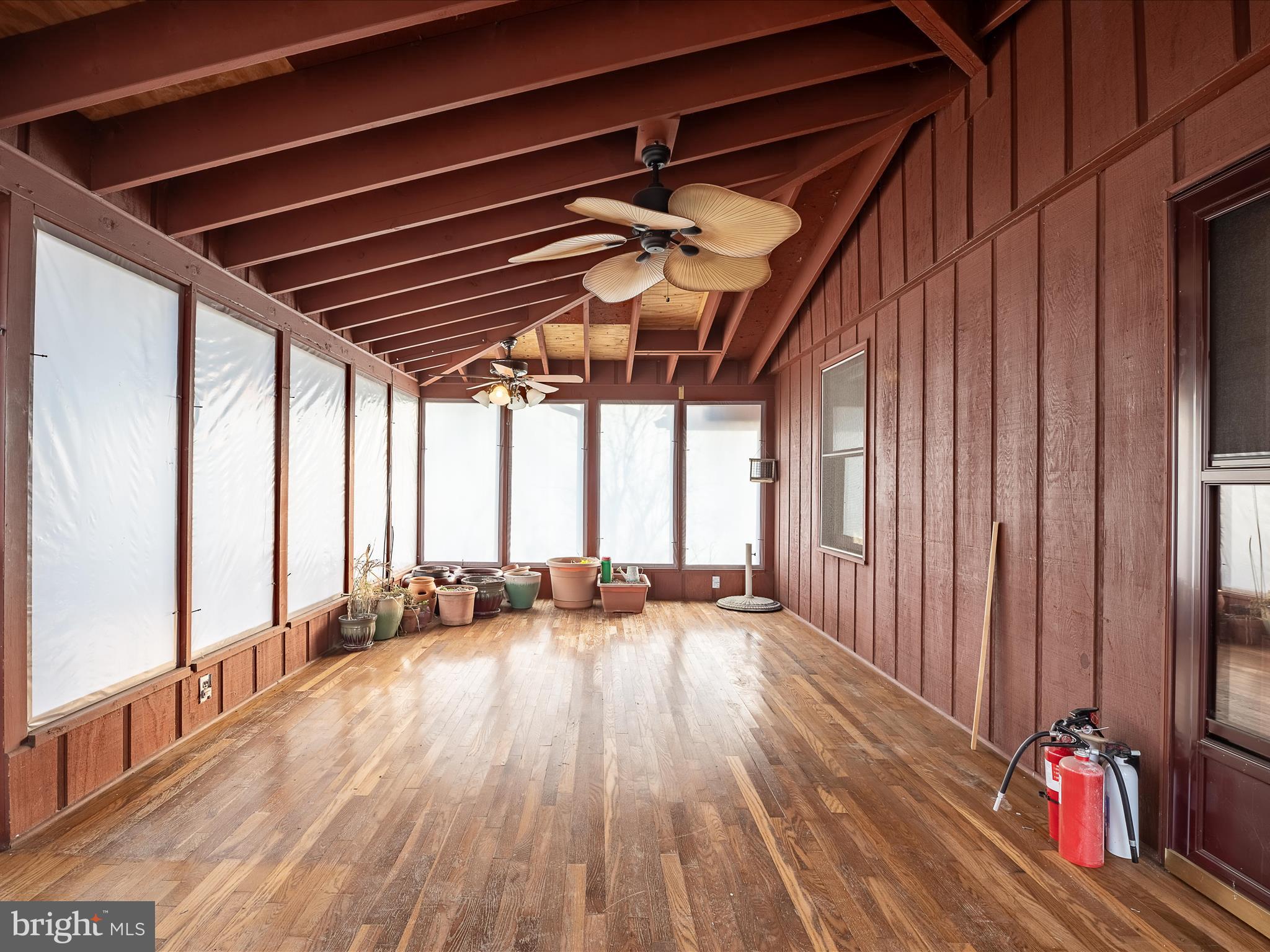 SLEEPY CREEK FOREST - Residential