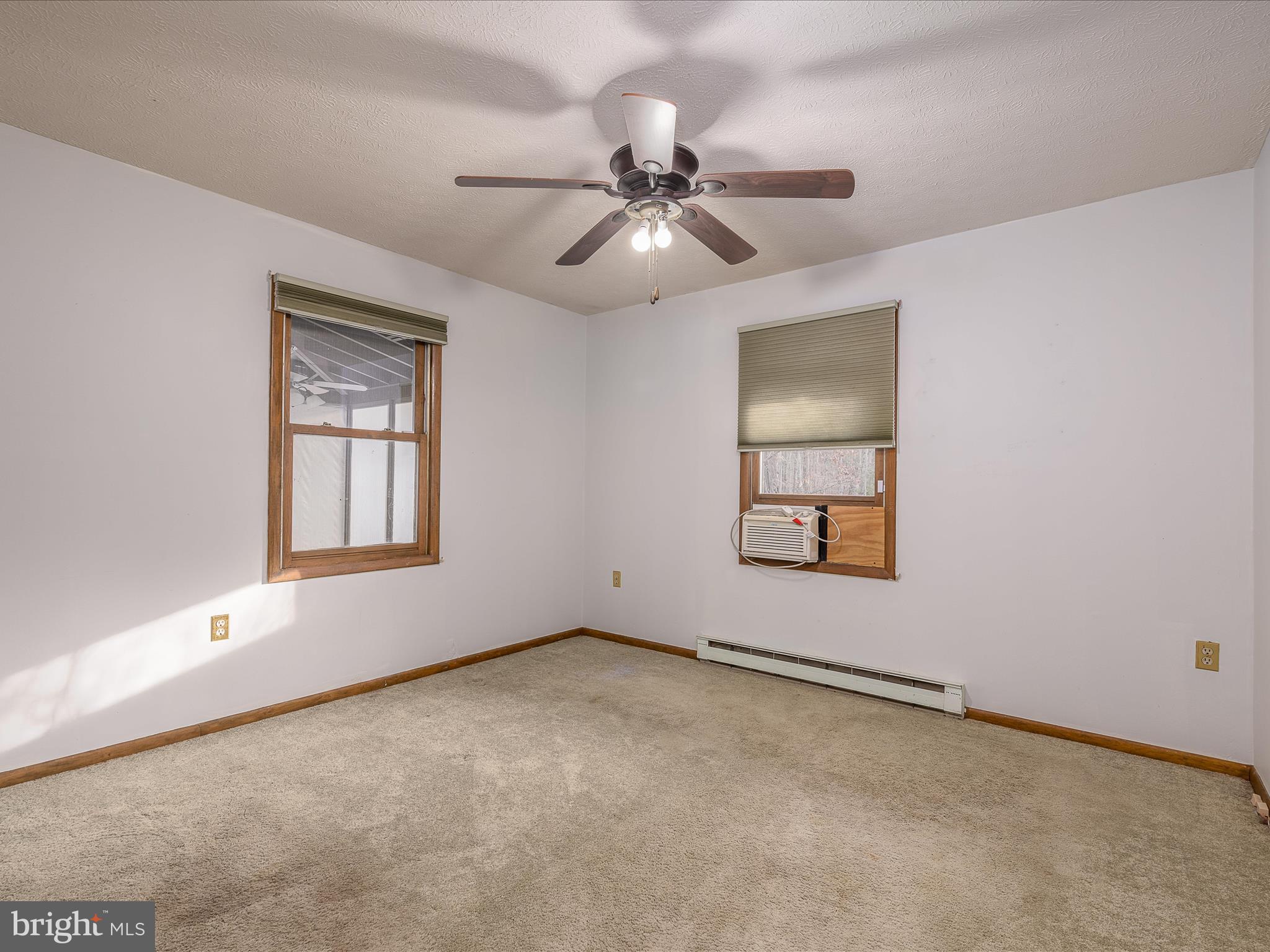 SLEEPY CREEK FOREST - Residential