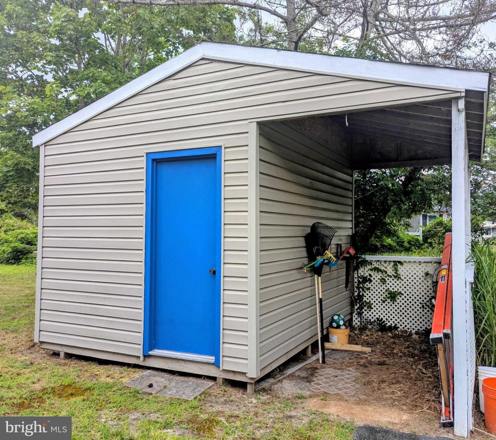 36544 PEBBLE DRIVE