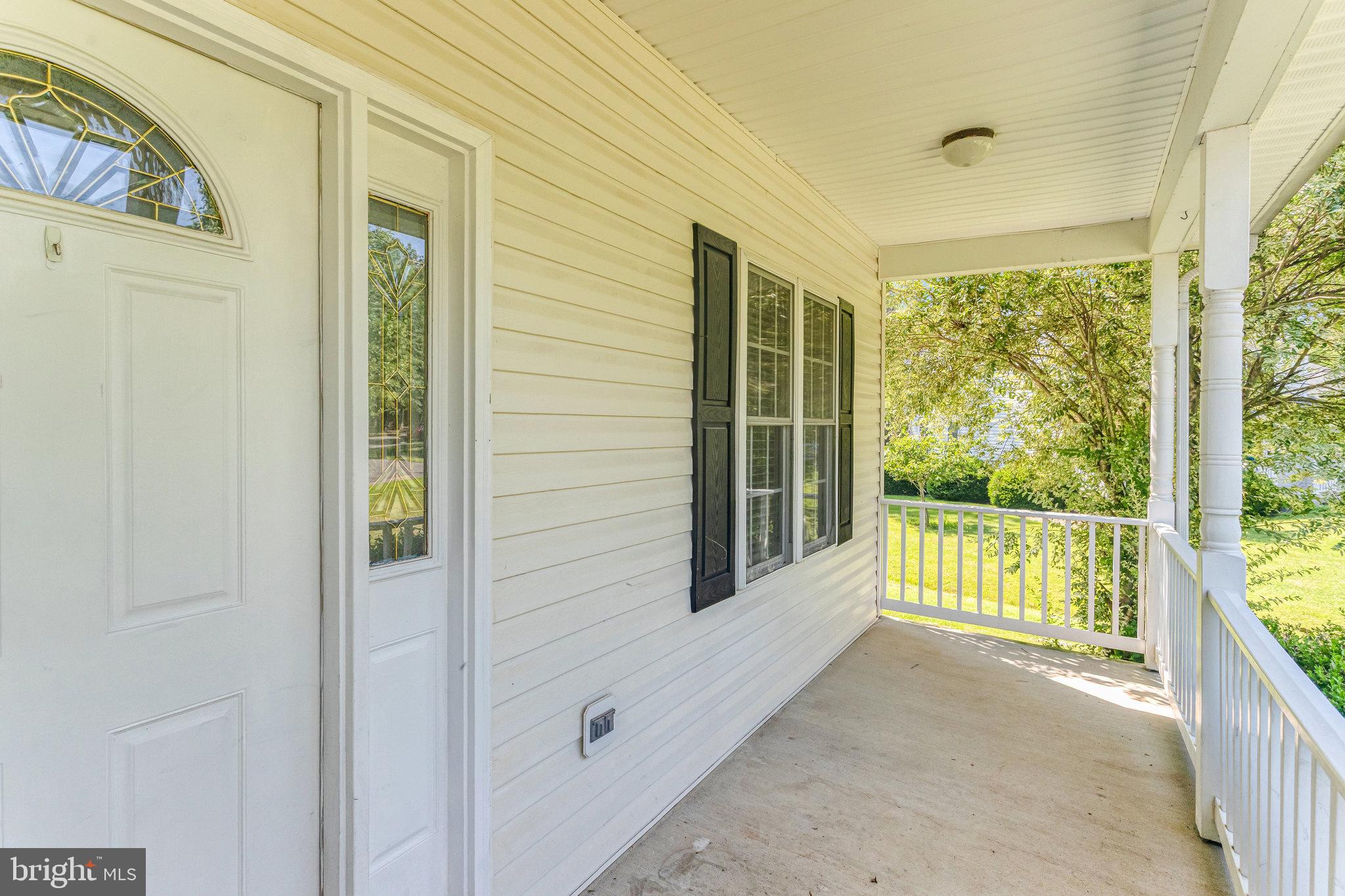 7511 MELTON COURT