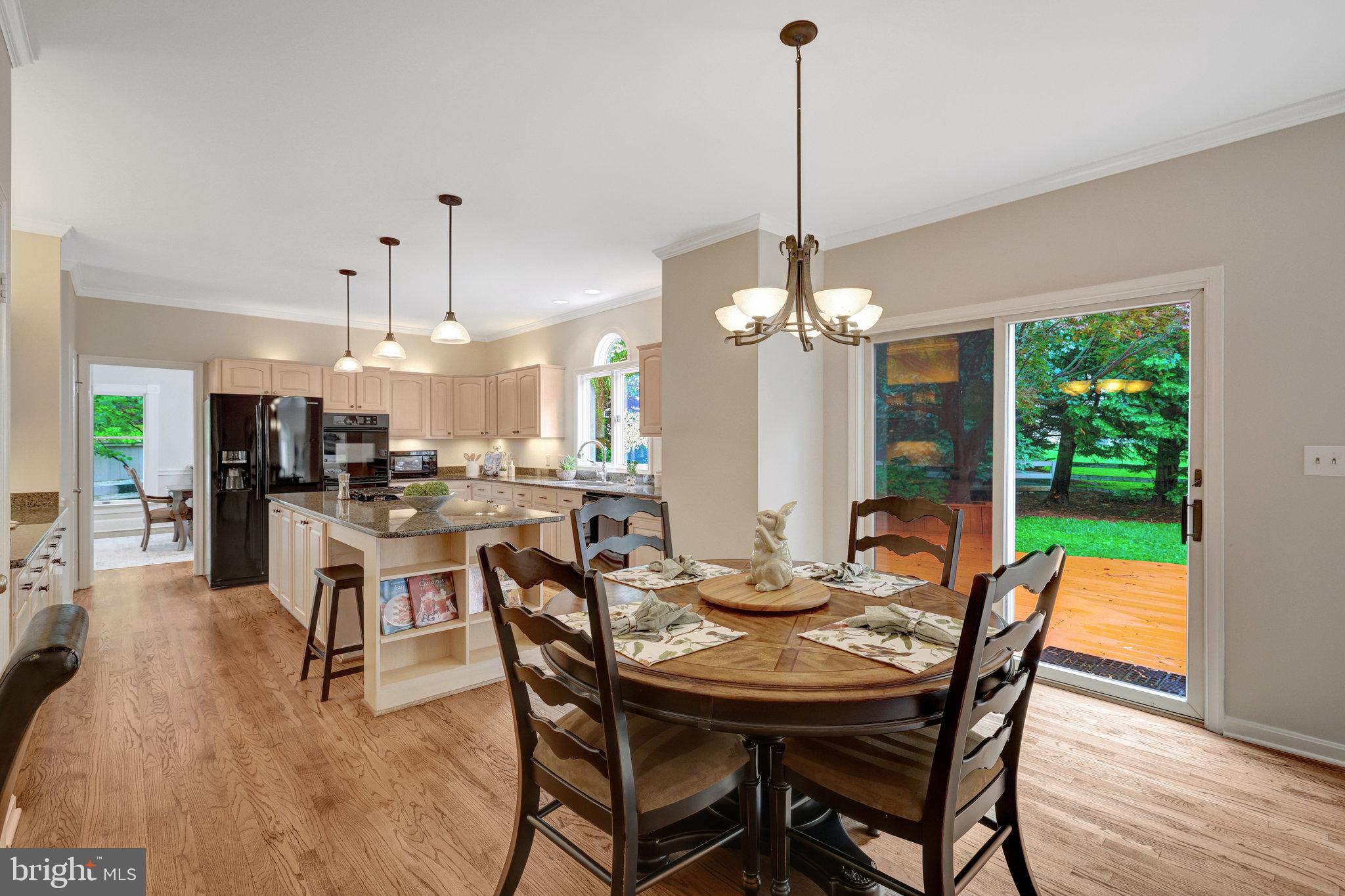 VIENNA WOODS - Residential