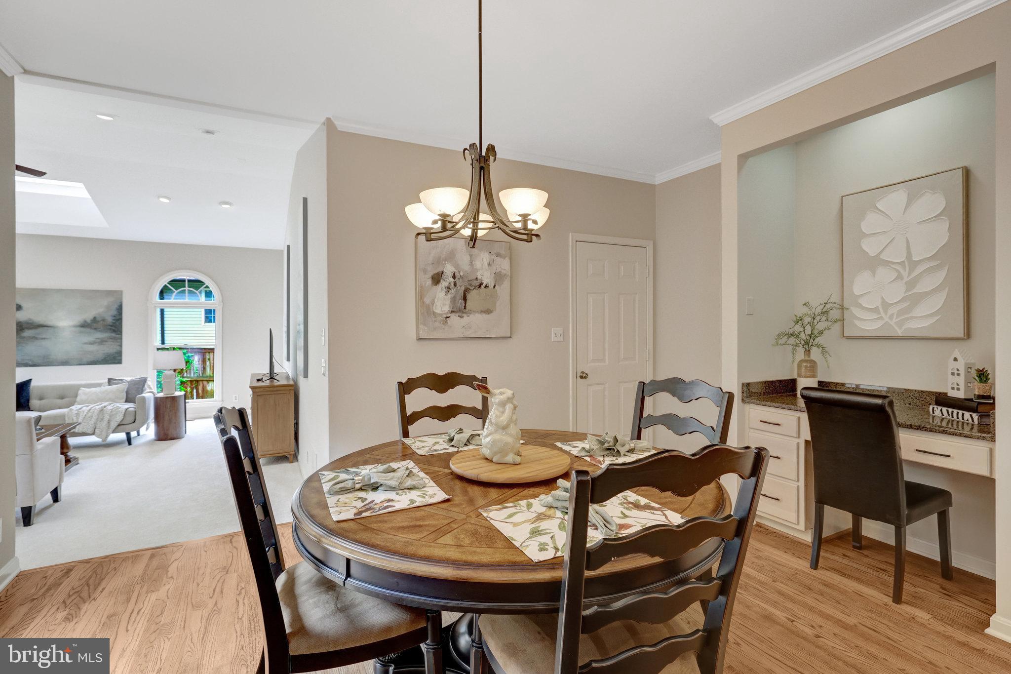 VIENNA WOODS - Residential