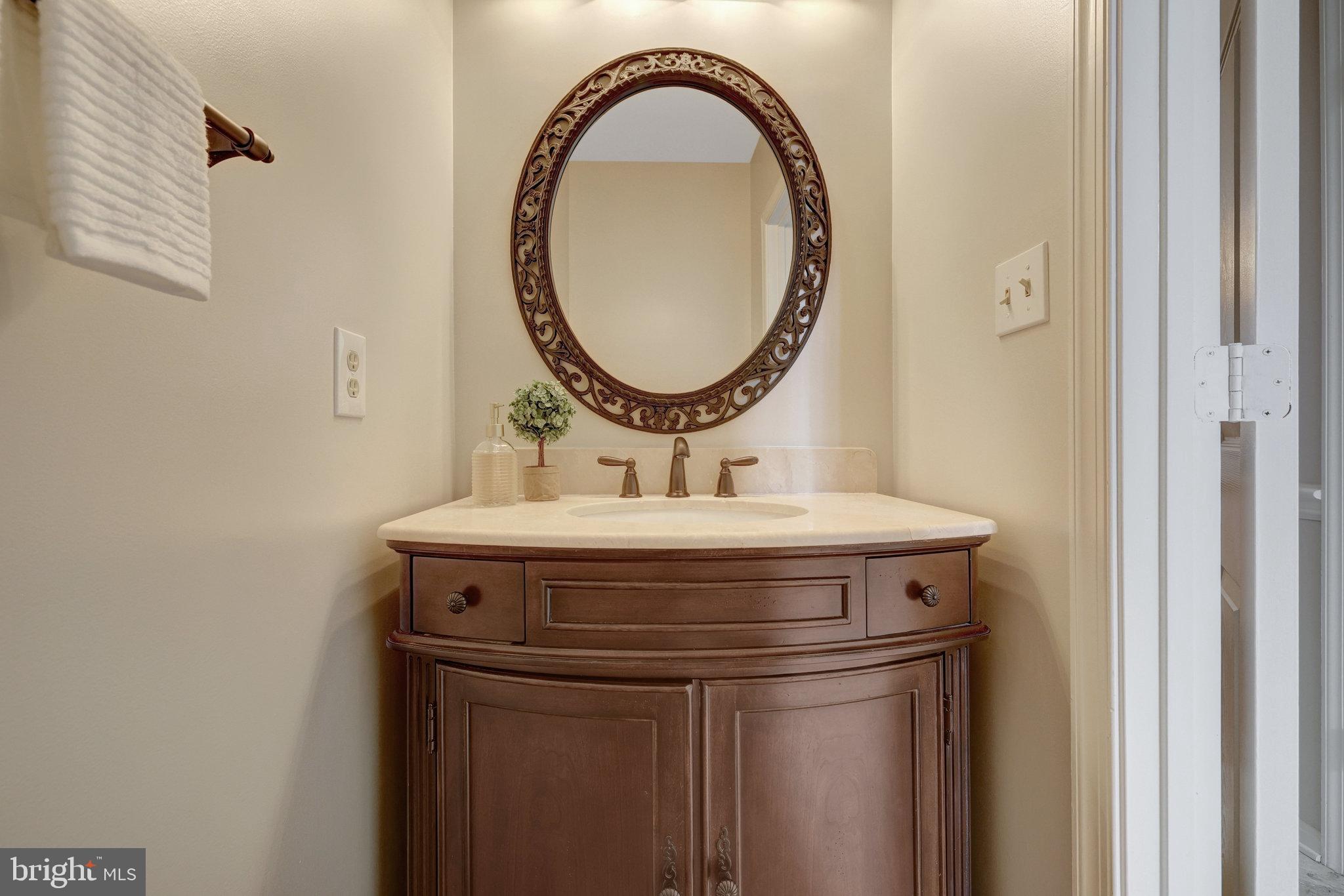 VIENNA WOODS - Residential