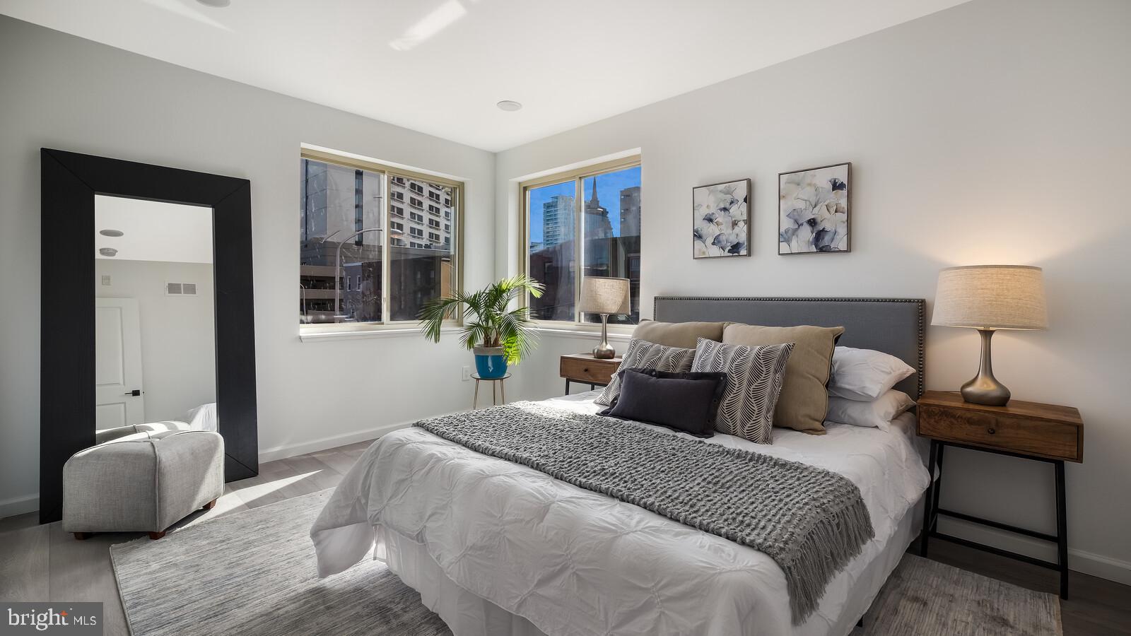 LOGAN SQUARE - Residential Lease