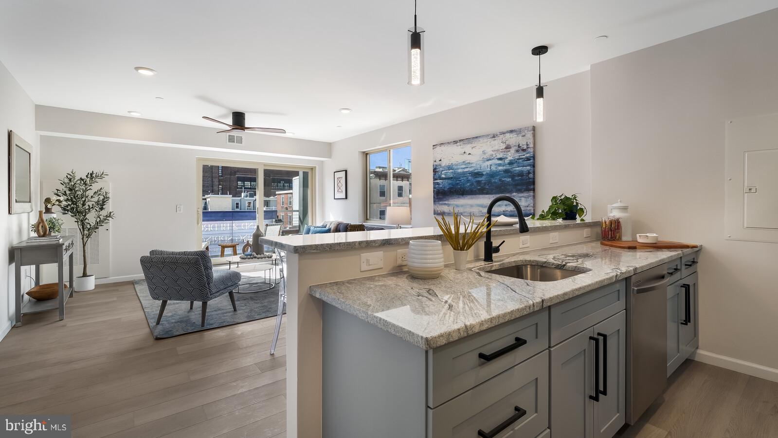 LOGAN SQUARE - Residential Lease