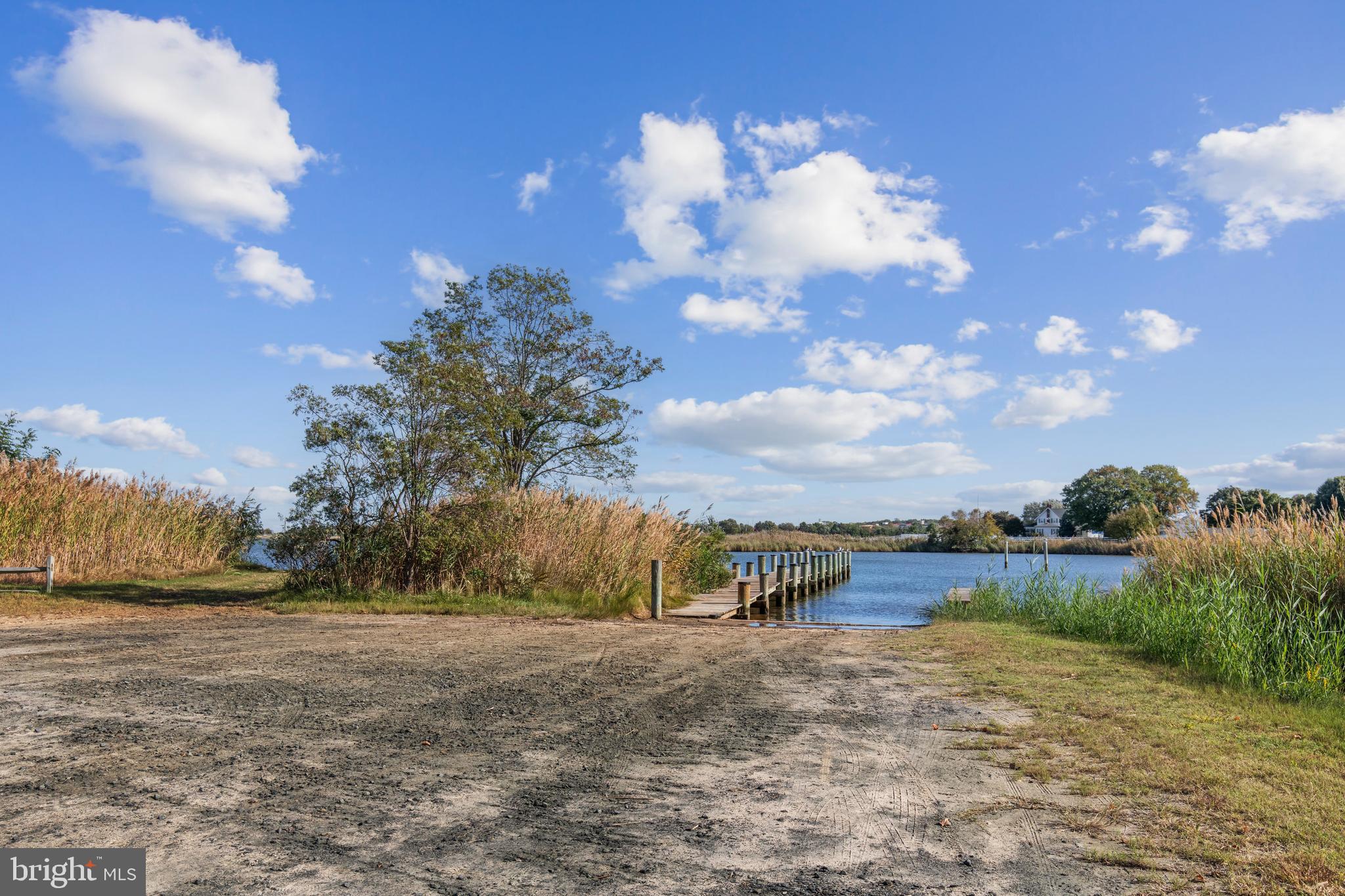 BAY CITY - Residential