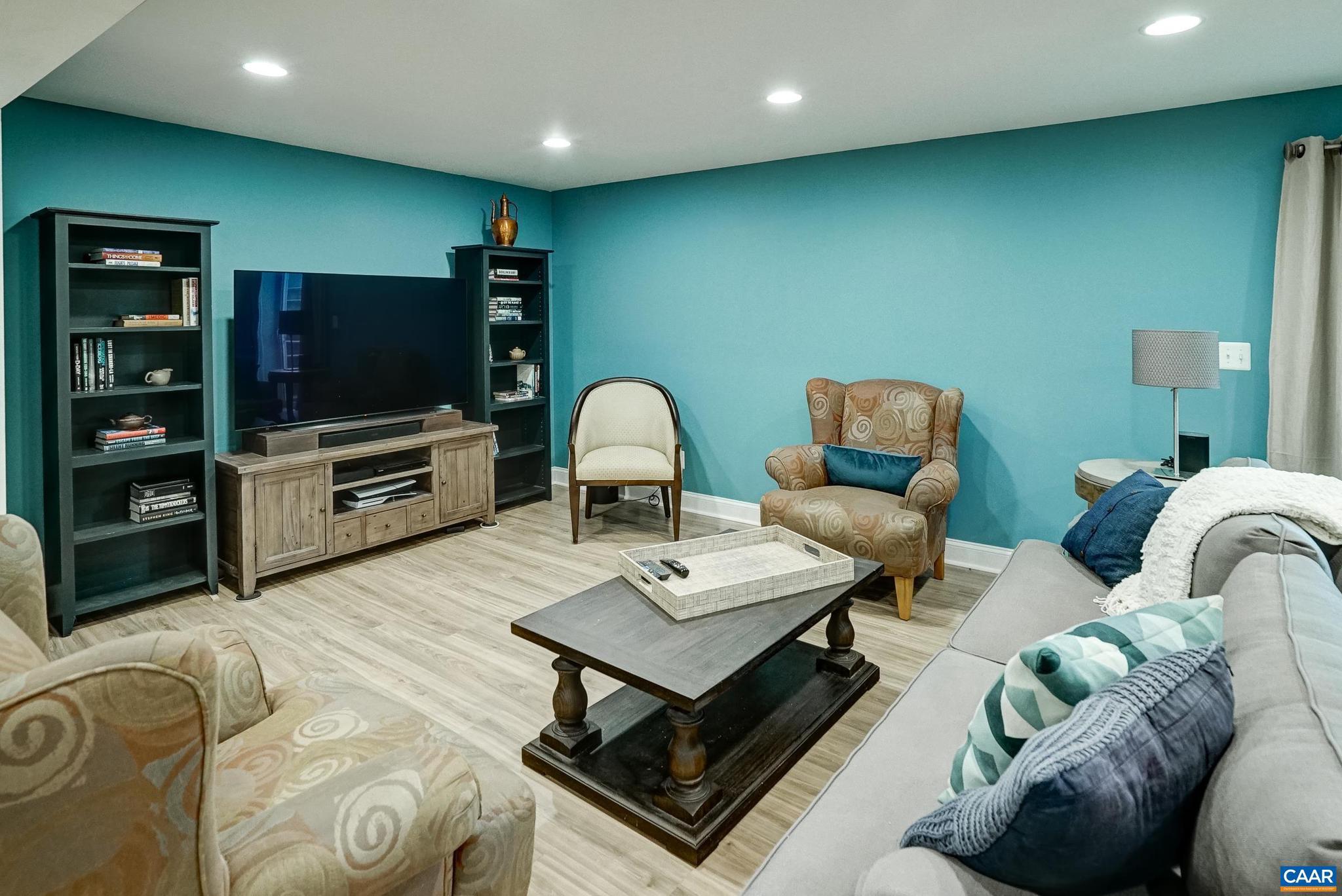 OLD TRAIL - Residential