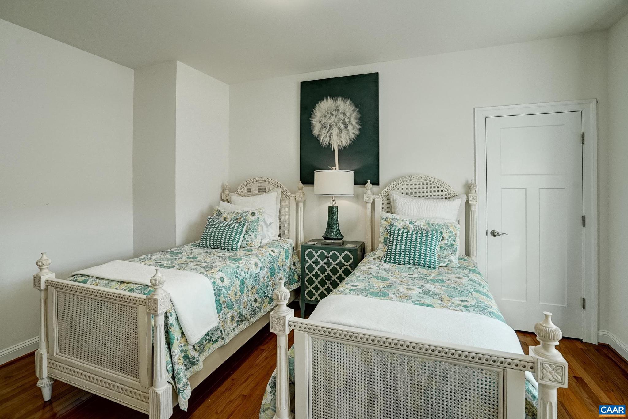 OLD TRAIL - Residential