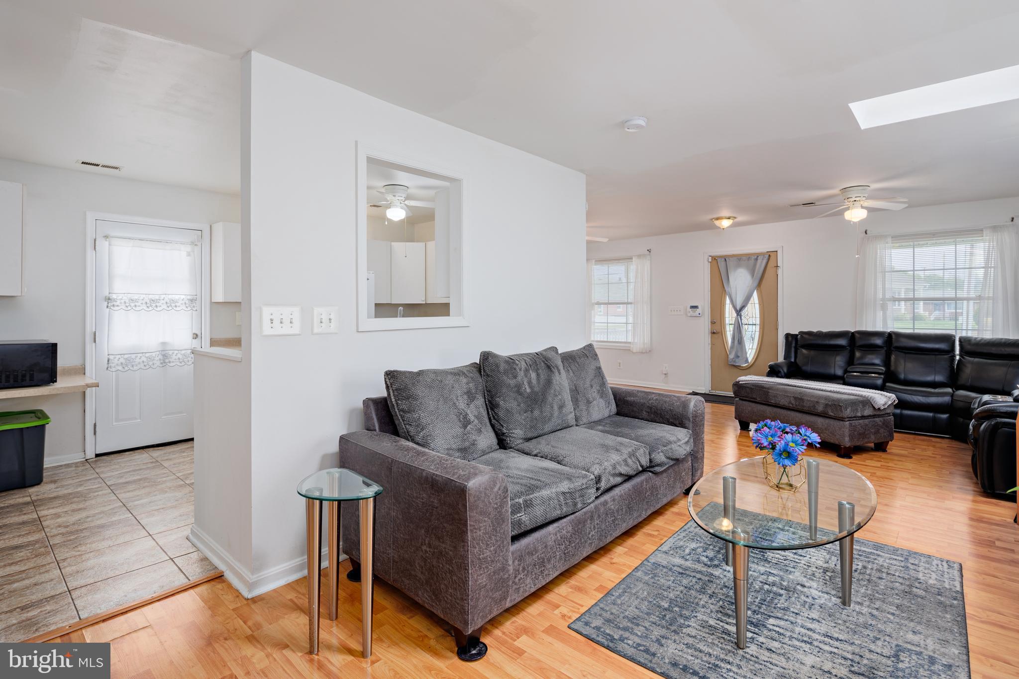 DELK MANOR - Residential