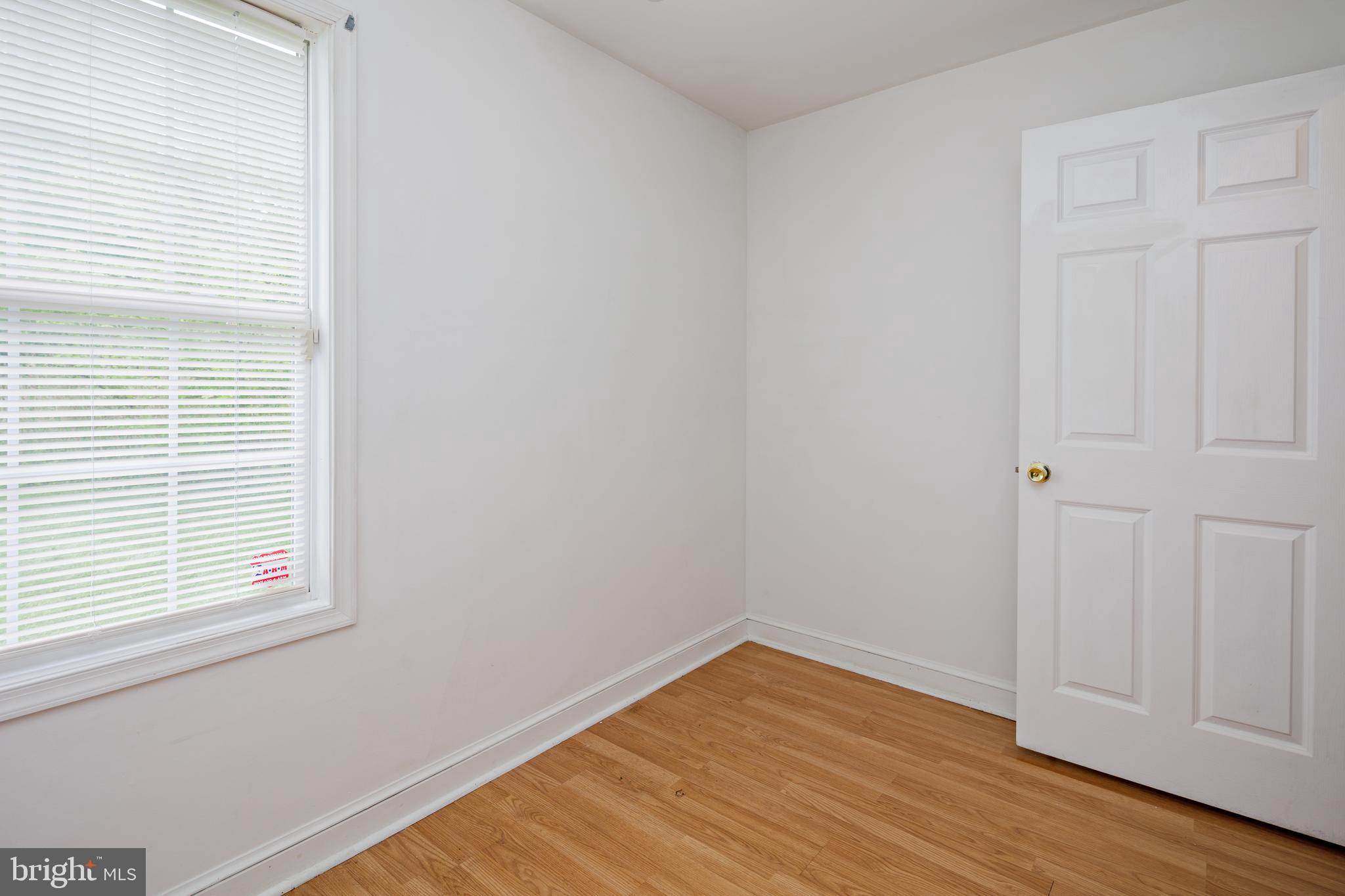 DELK MANOR - Residential