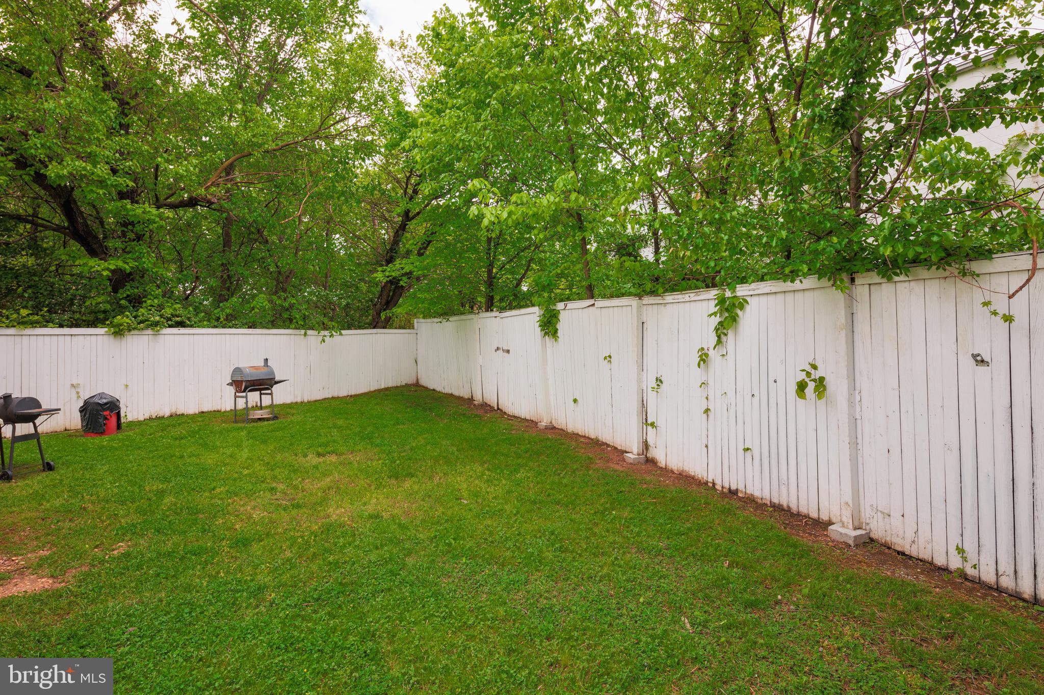 DELK MANOR - Residential