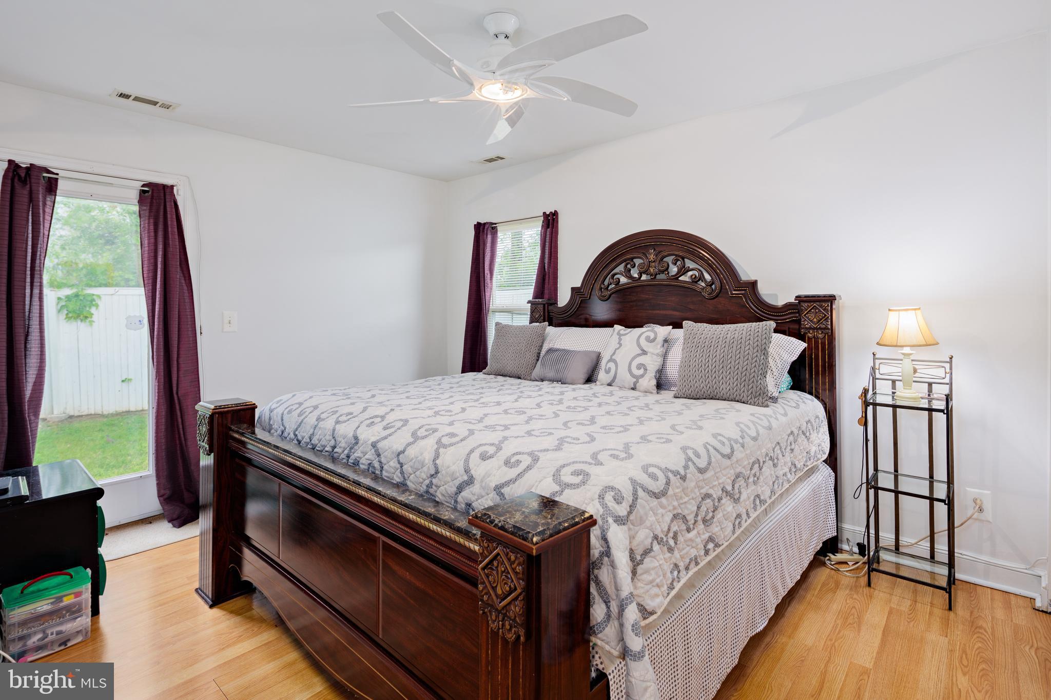 DELK MANOR - Residential