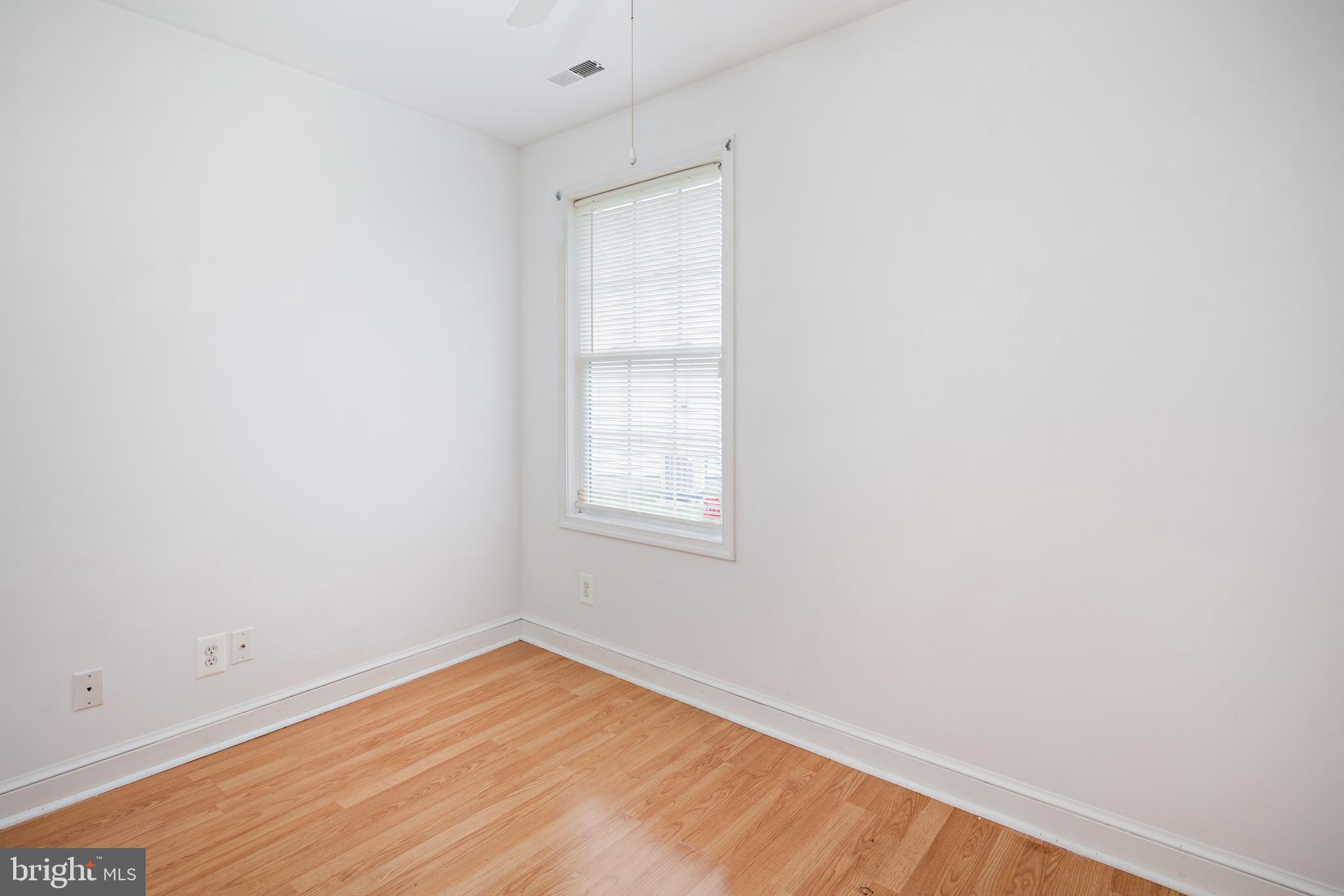 DELK MANOR - Residential