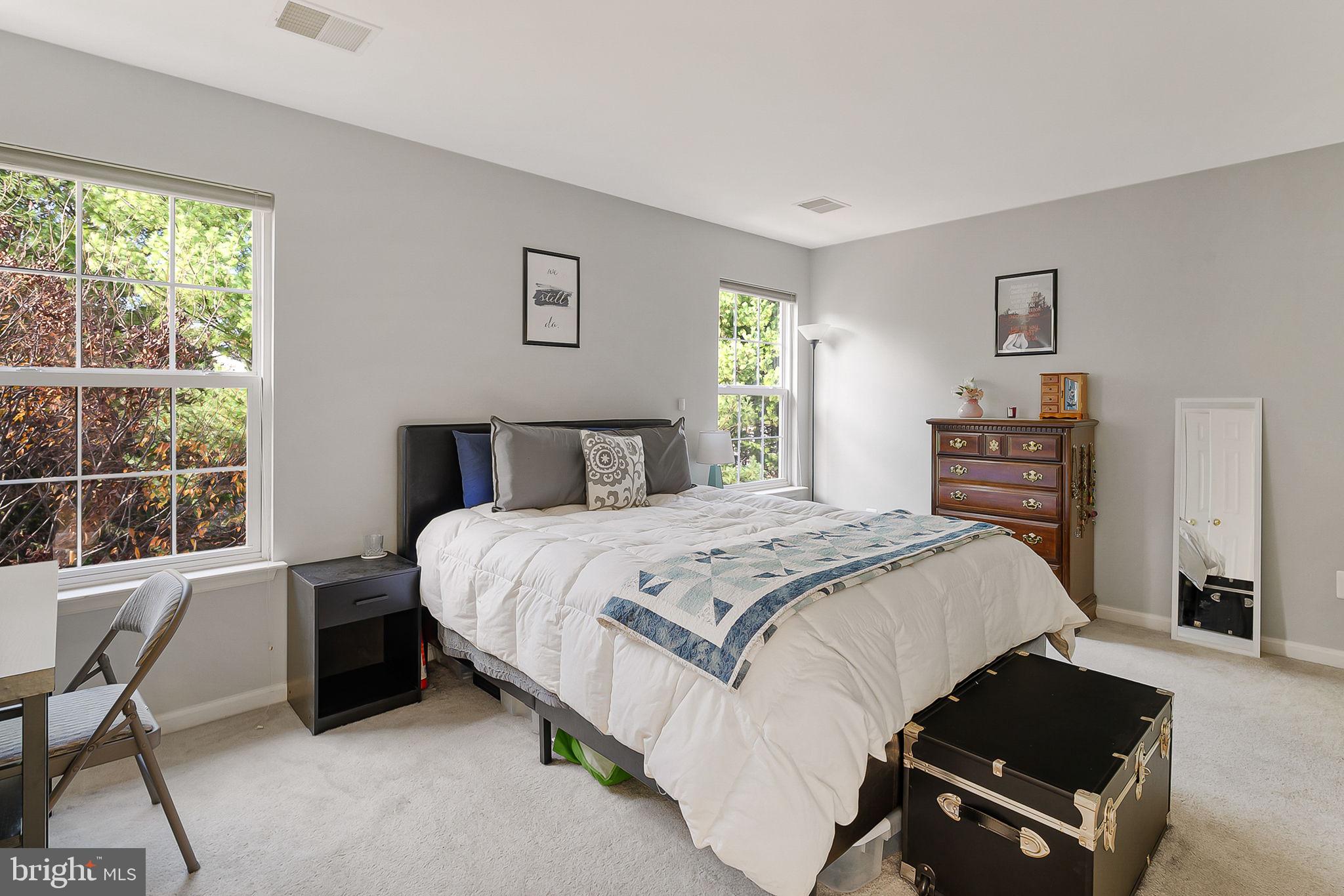 POTOMAC STATION - Residential