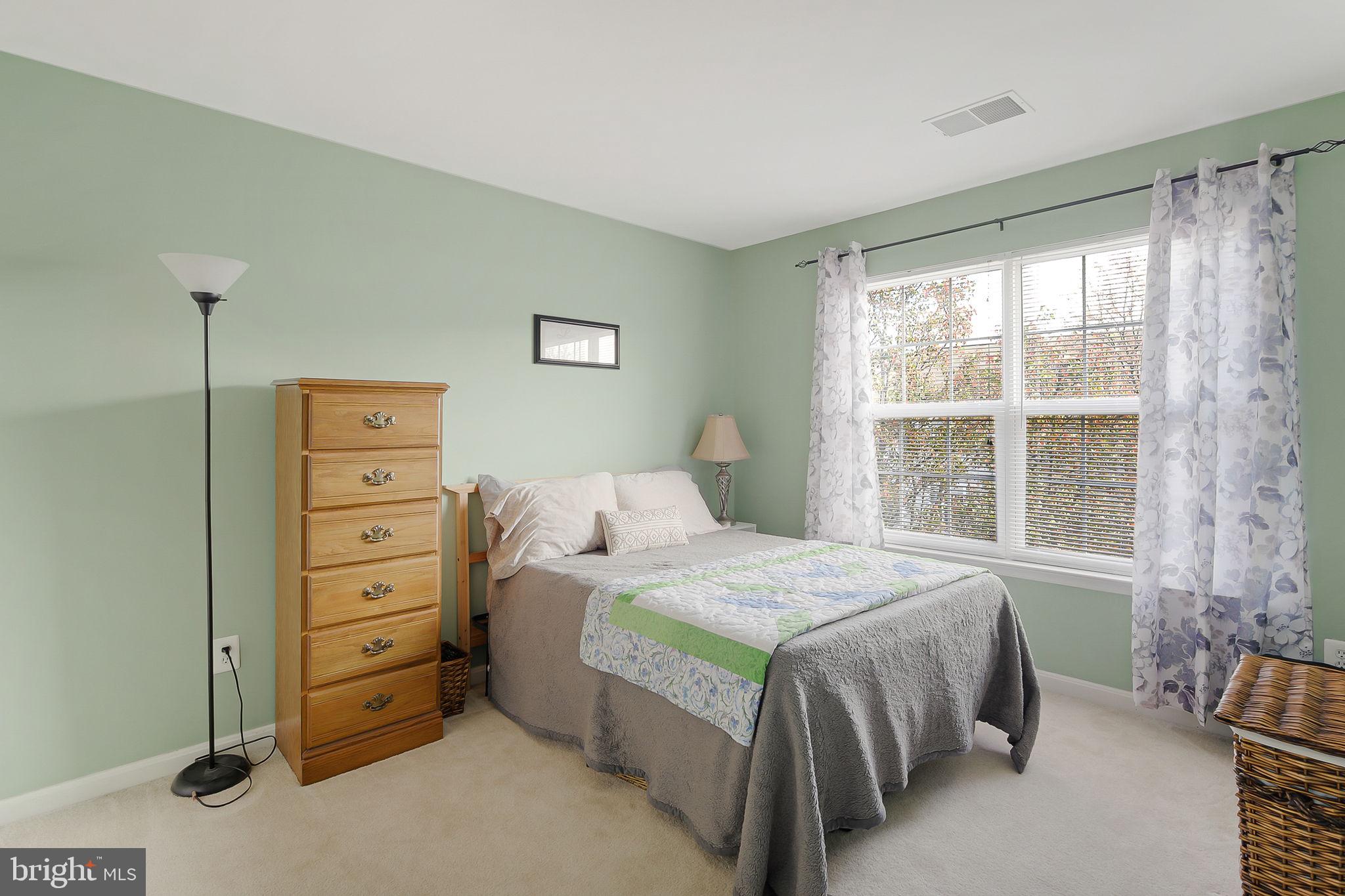 POTOMAC STATION - Residential