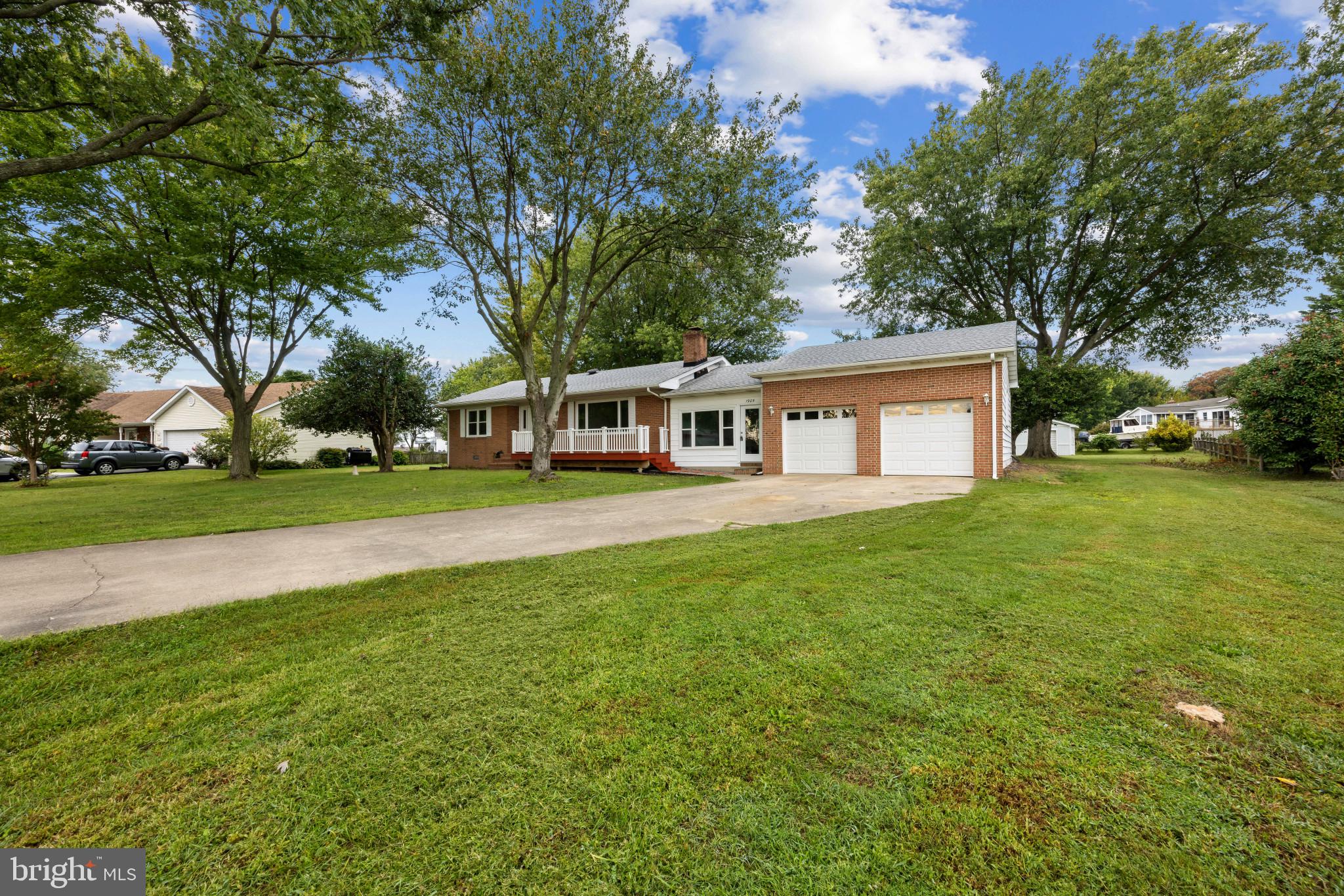 1905 BAYSIDE DRIVE