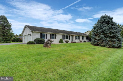 Homes For Sale - 13128 Lenape Lane<br/> WAYNESBORO, PA 17268