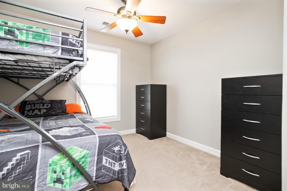 VIRGINIA OAKS - Residential