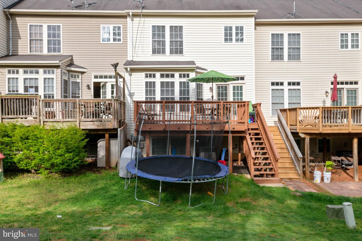 VIRGINIA OAKS - Residential