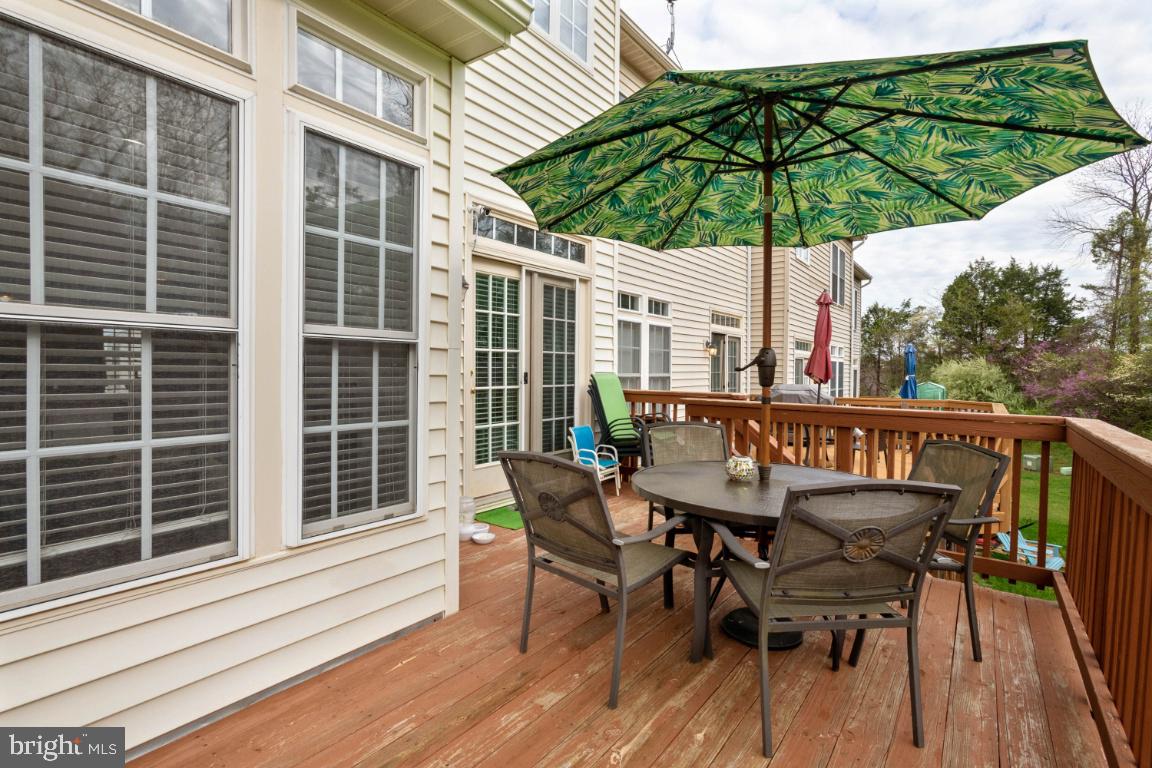 VIRGINIA OAKS - Residential