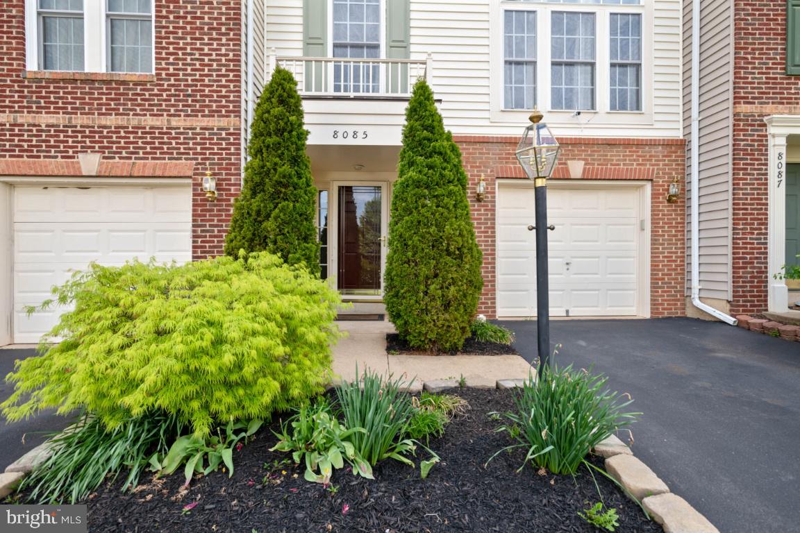 VIRGINIA OAKS - Residential