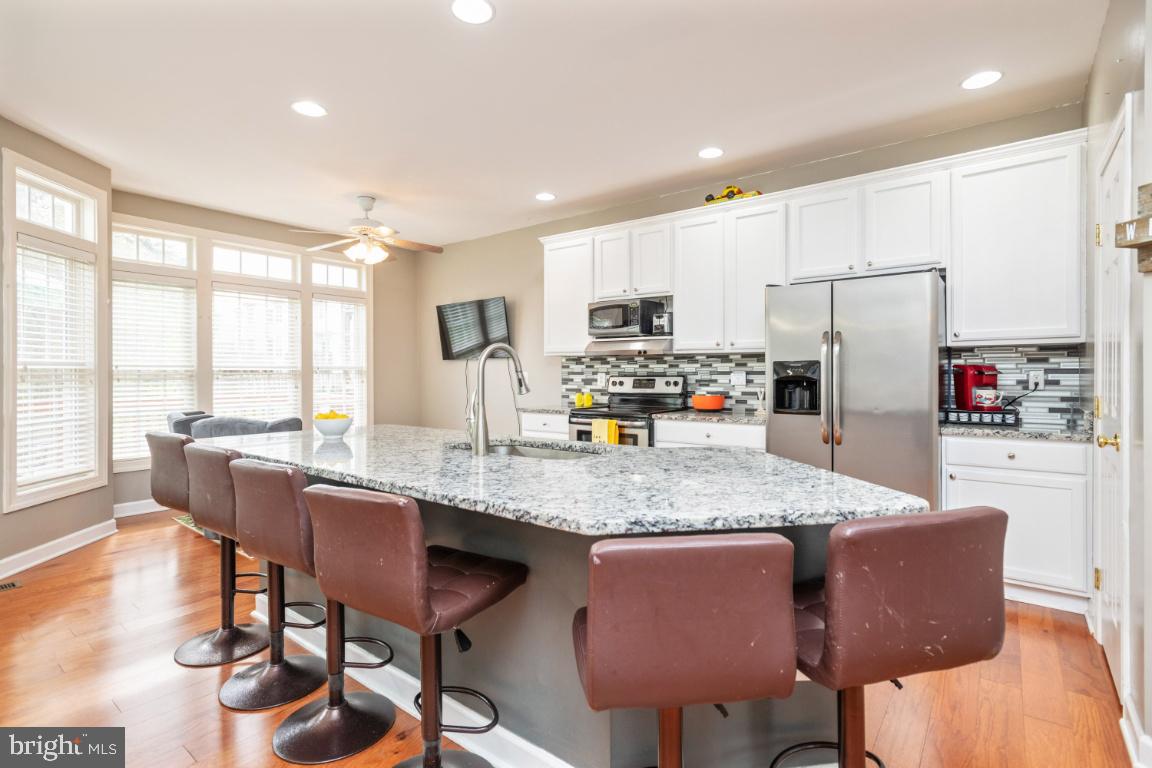 VIRGINIA OAKS - Residential