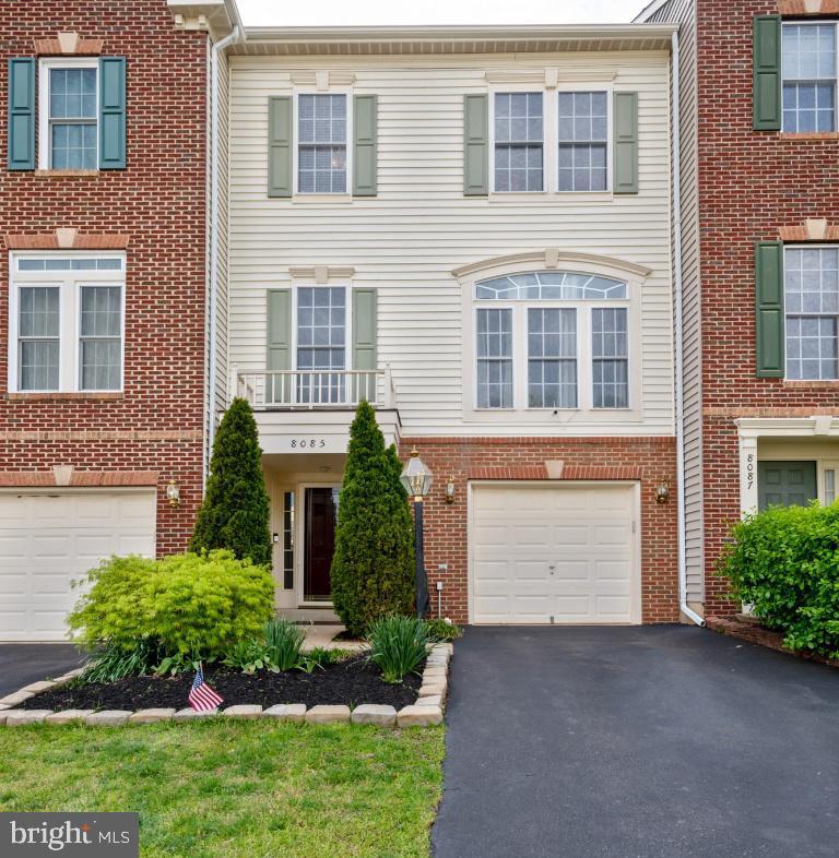 VIRGINIA OAKS - Residential