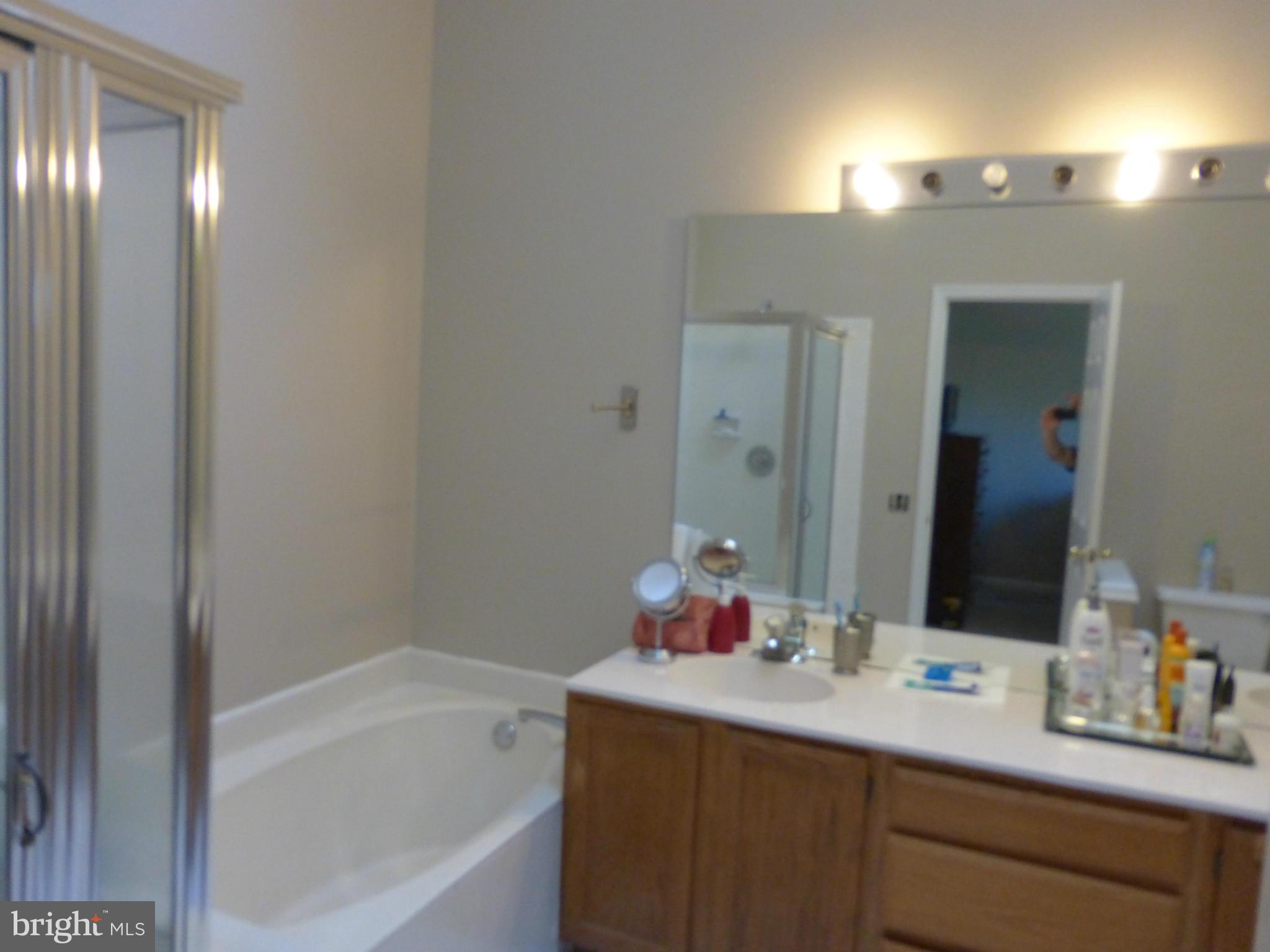 ASHBURN FARM - Residential