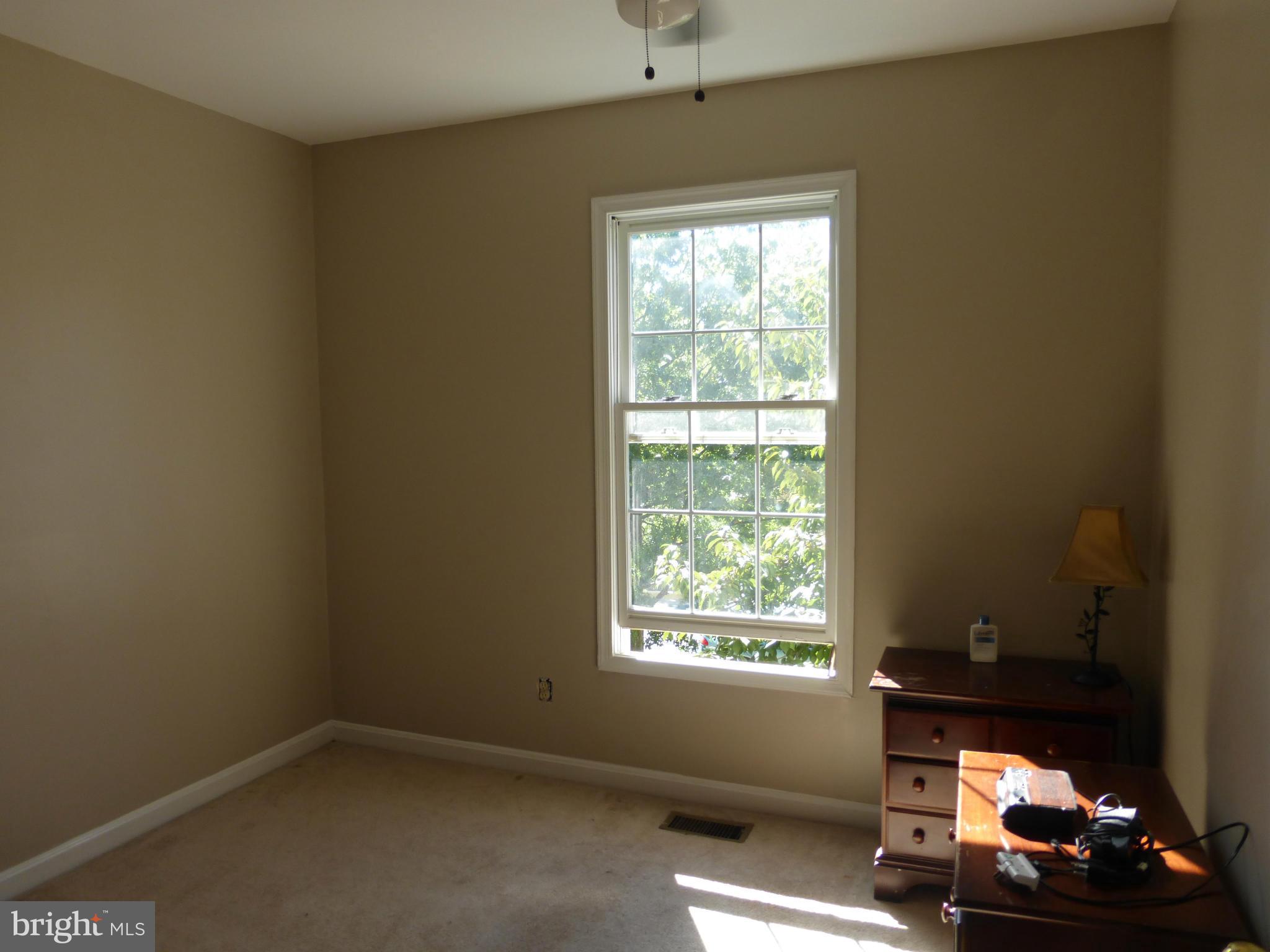 ASHBURN FARM - Residential