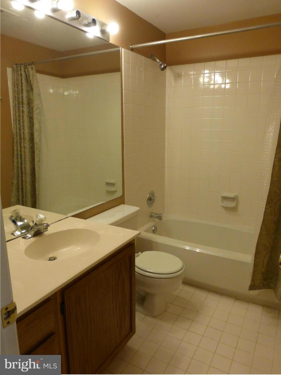 ASHBURN FARM - Residential