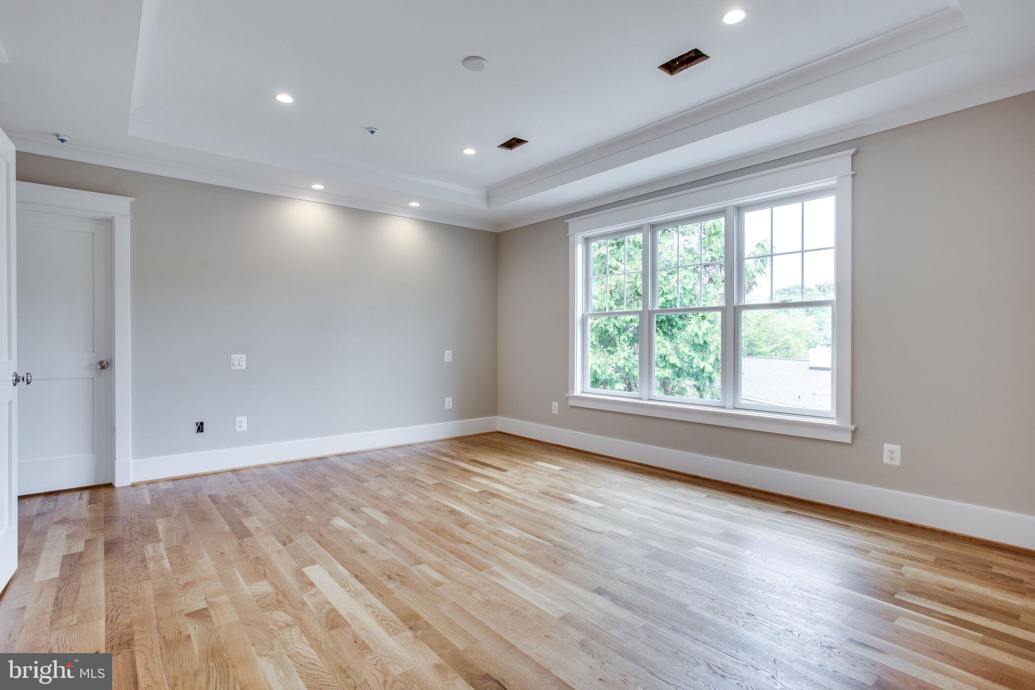 CHEVY CHASE MANOR - Residential