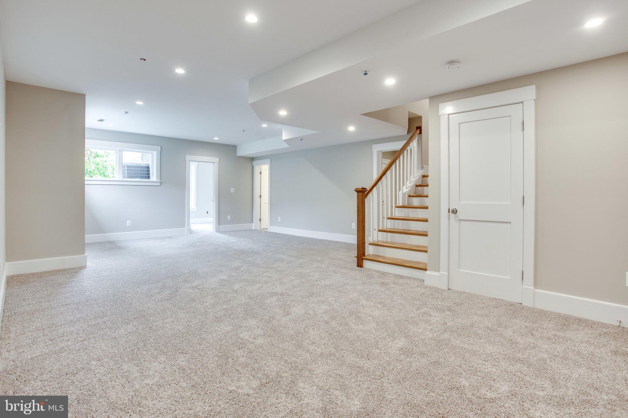 CHEVY CHASE MANOR - Residential