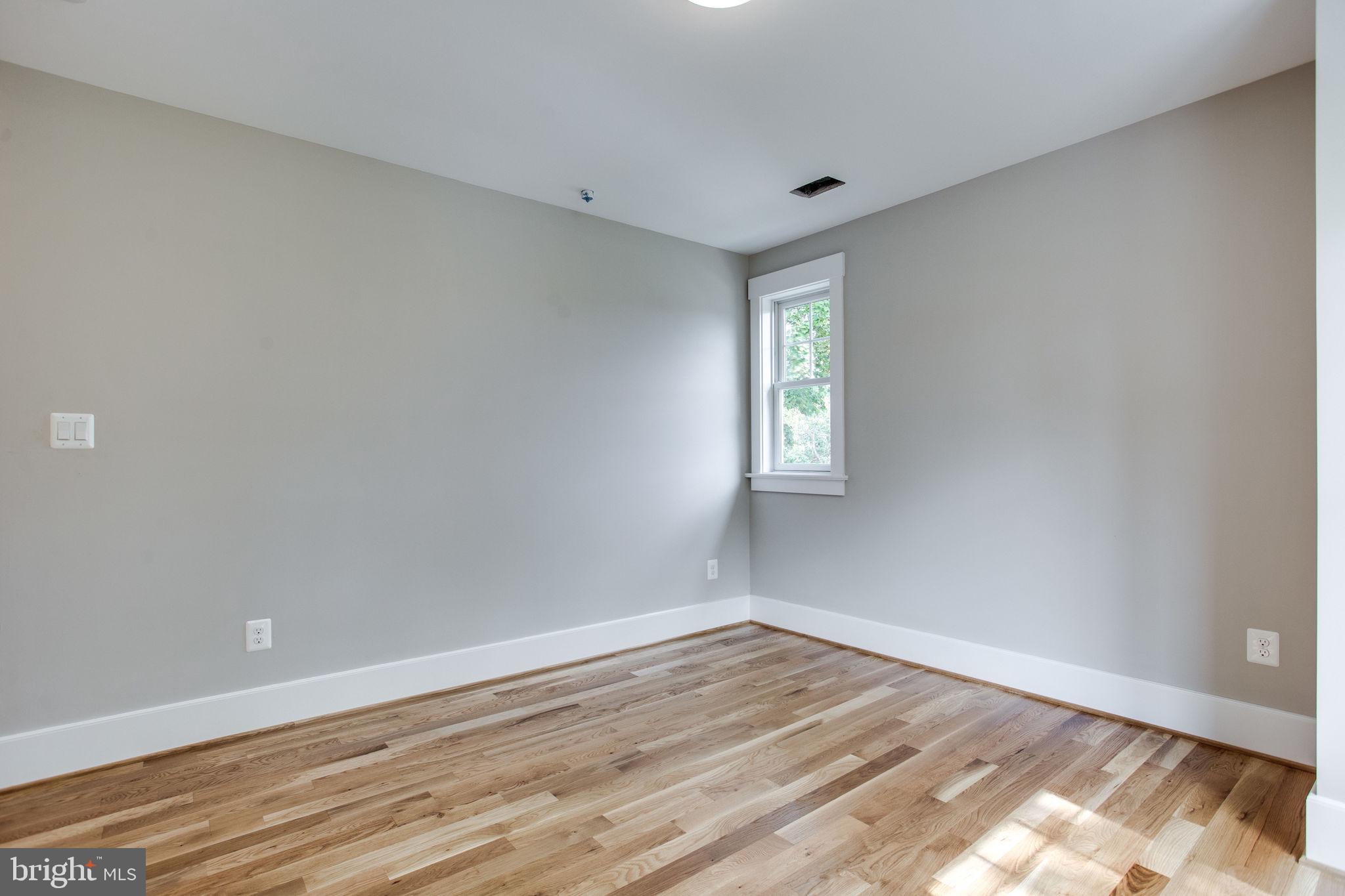 CHEVY CHASE MANOR - Residential