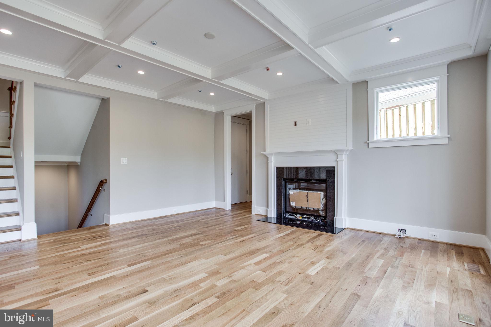 CHEVY CHASE MANOR - Residential