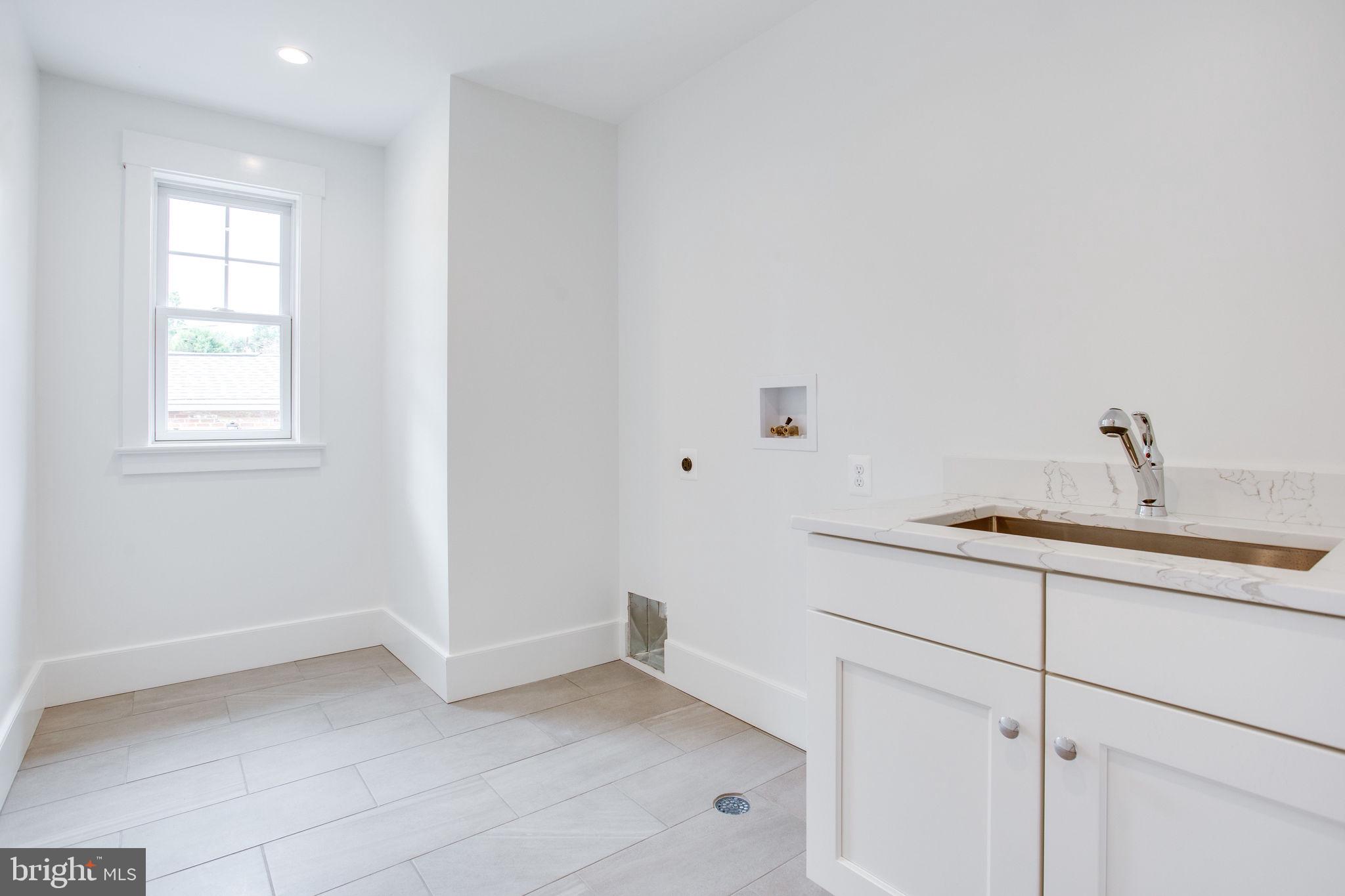 CHEVY CHASE MANOR - Residential