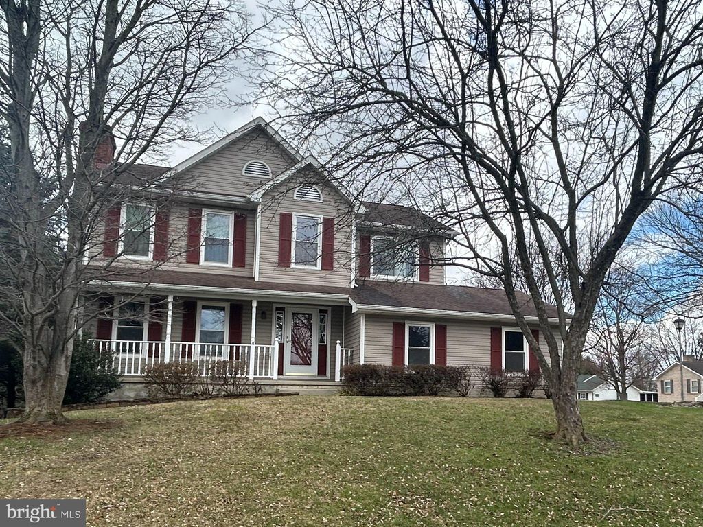 Photo of 124 Deerfield Drive, CHARLES TOWN, WV 25414 (MLS # WVJF2022694)