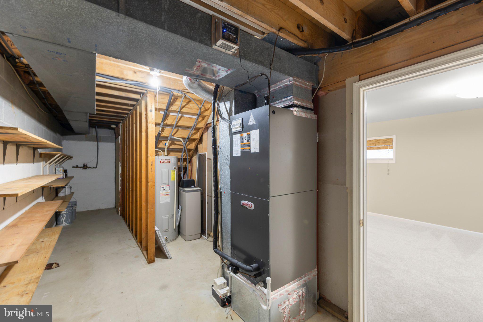 TUSCAWILLA HILLS - Residential