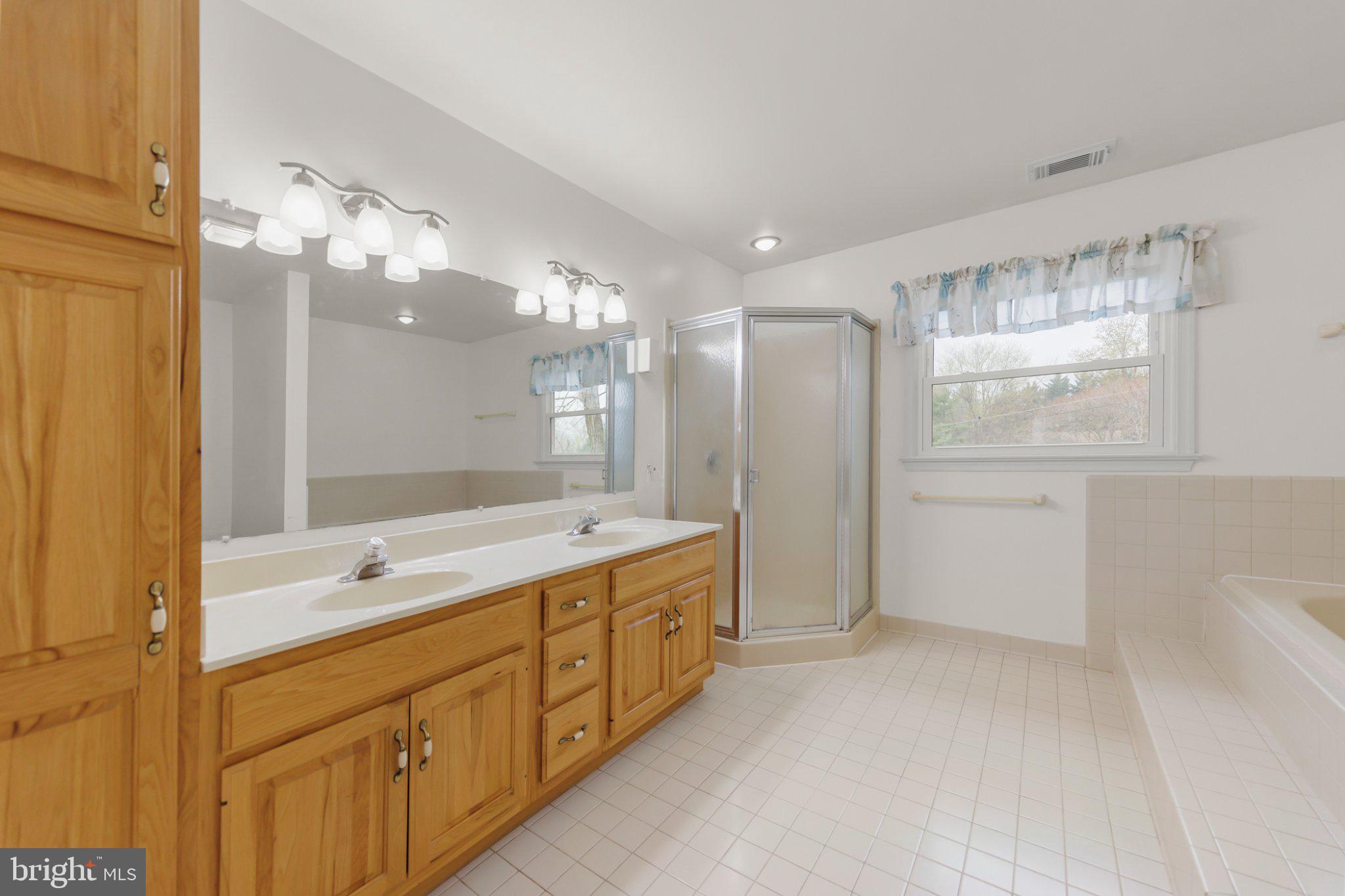 TUSCAWILLA HILLS - Residential