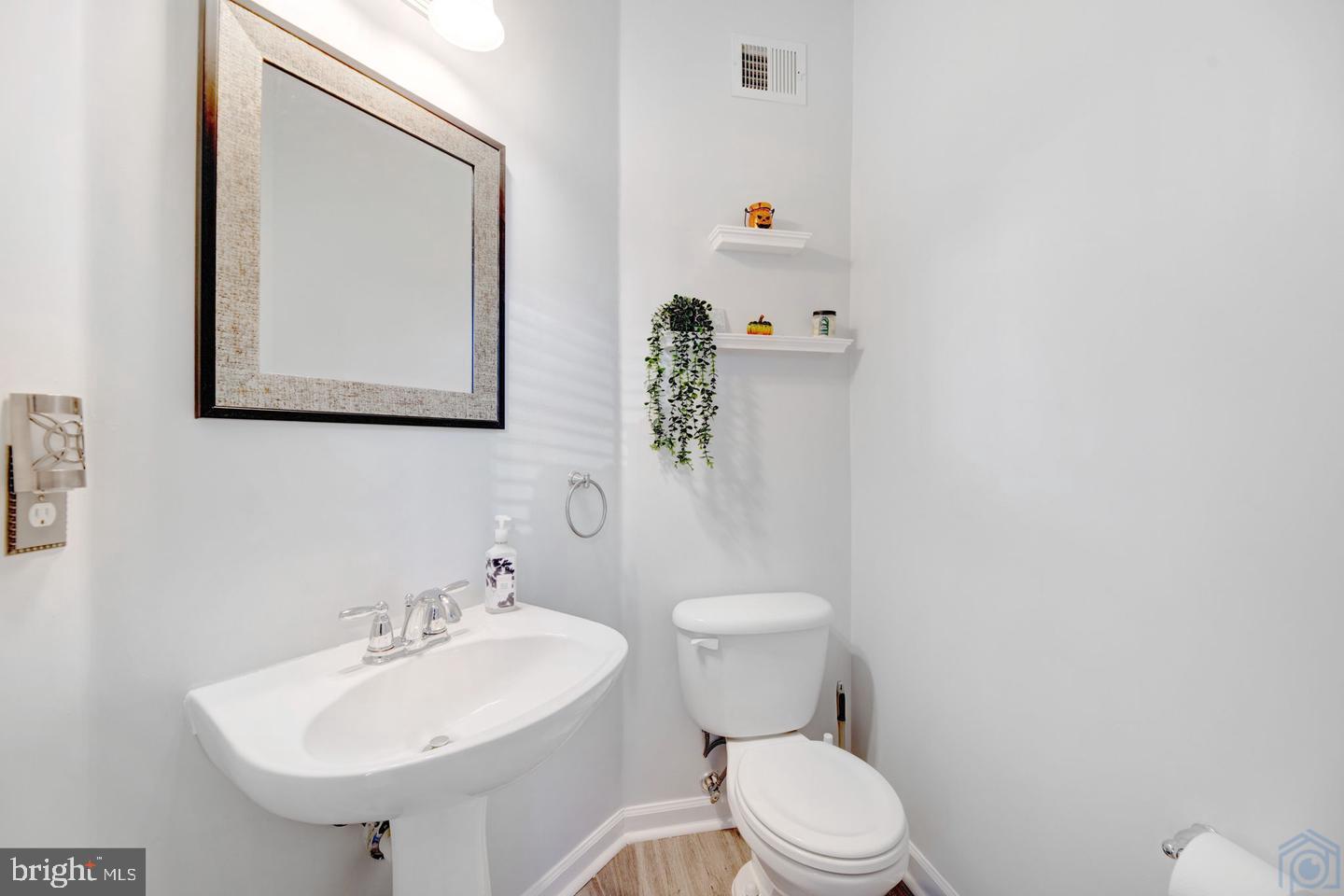 RICHFIELD STATION VILLAGE - Residential Lease