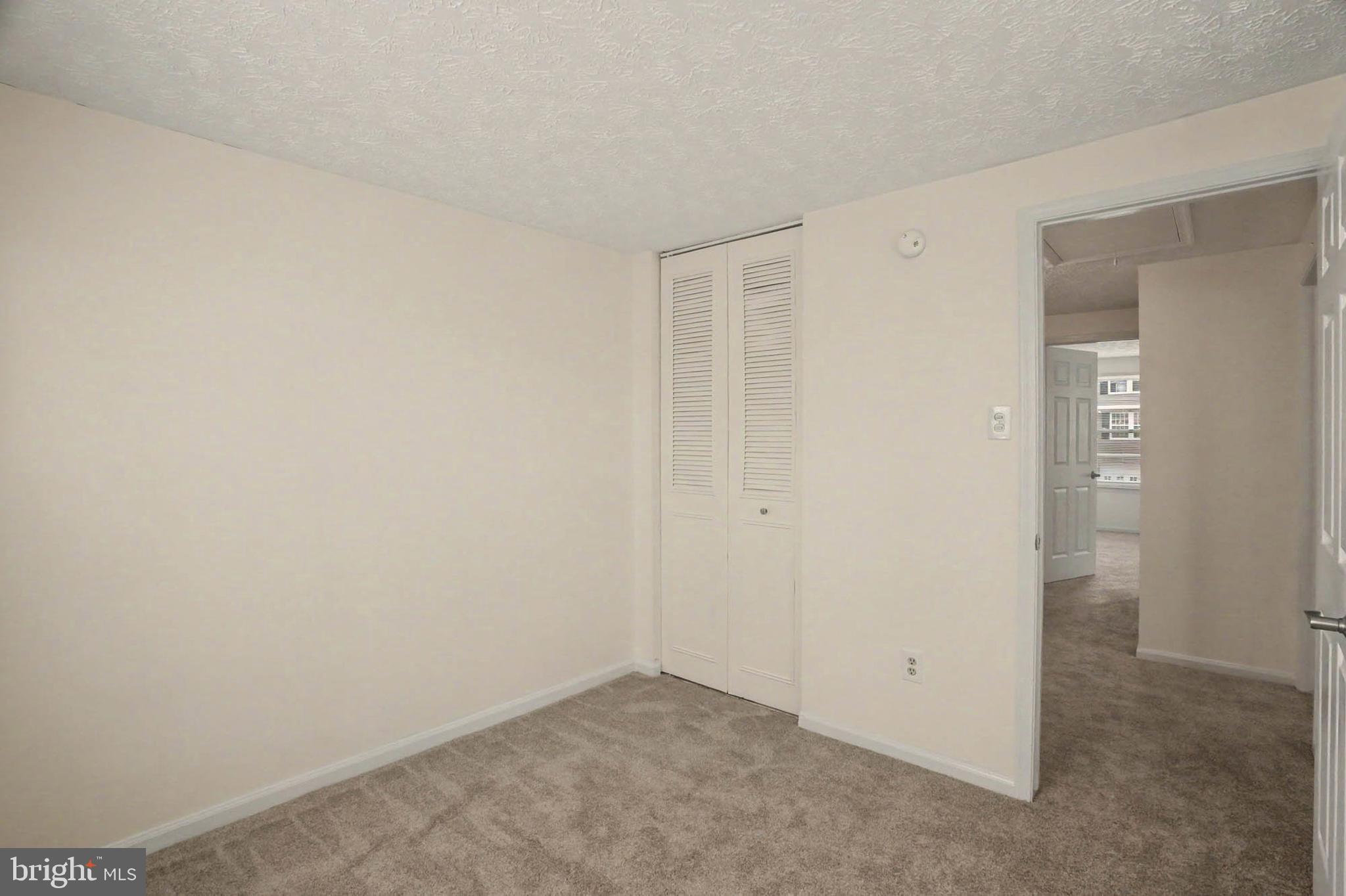 GREEN HOLLY WOODS - Residential