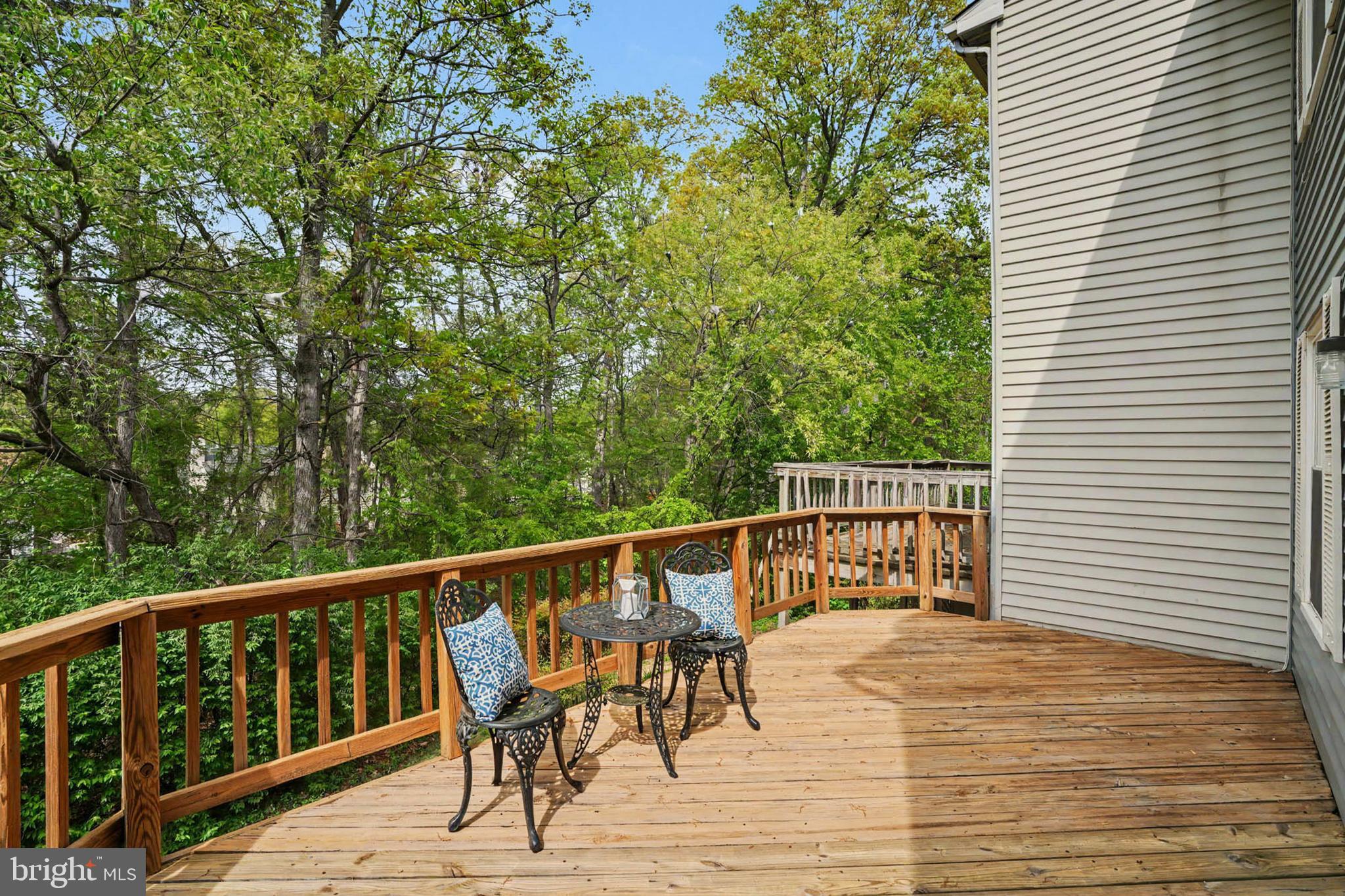 GREEN HOLLY WOODS - Residential