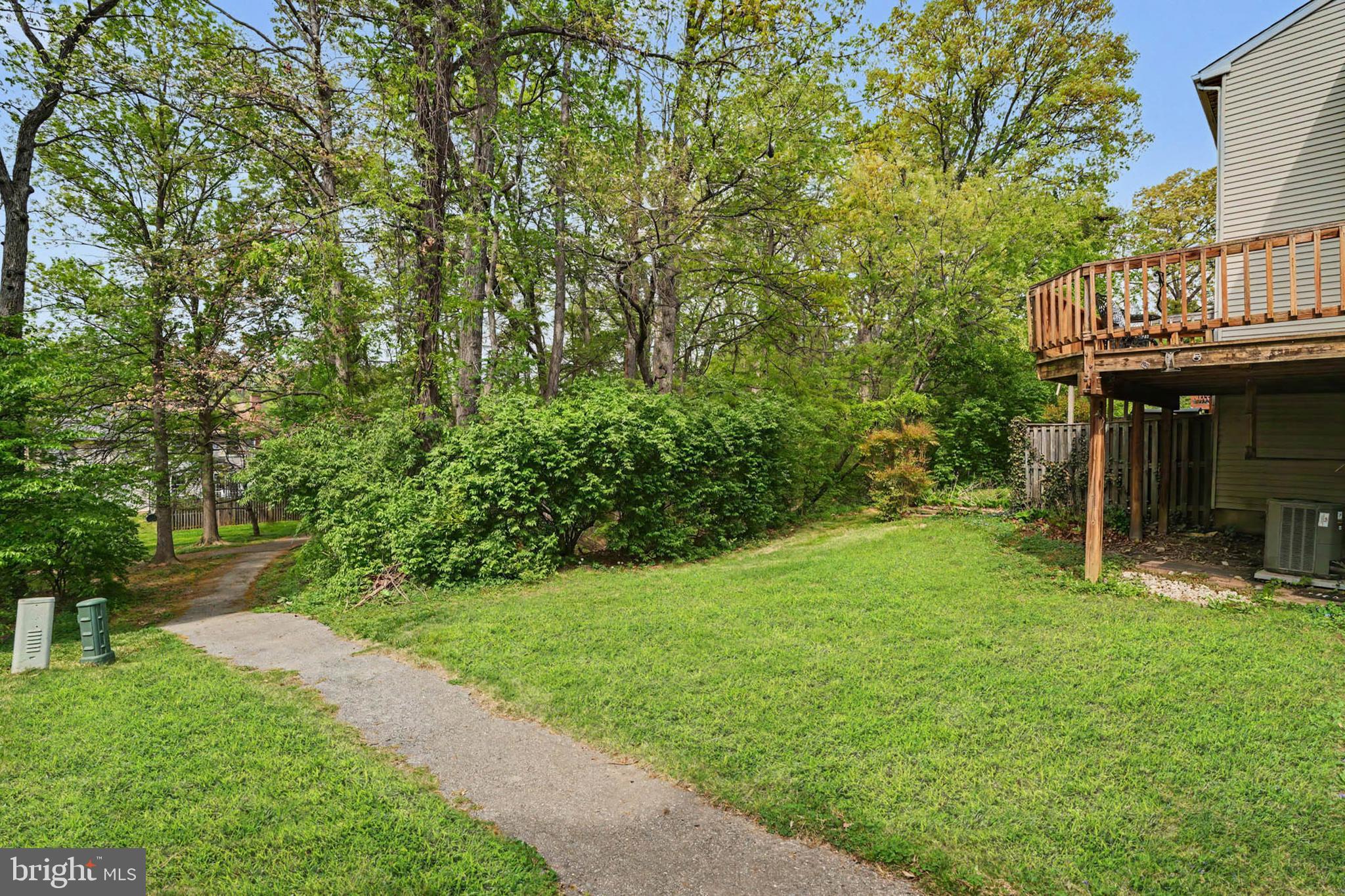 GREEN HOLLY WOODS - Residential