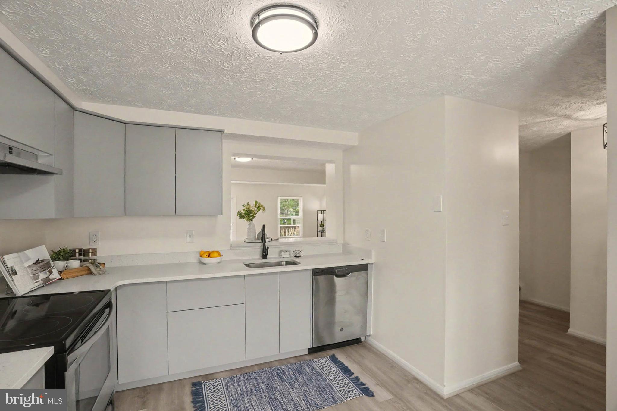 GREEN HOLLY WOODS - Residential